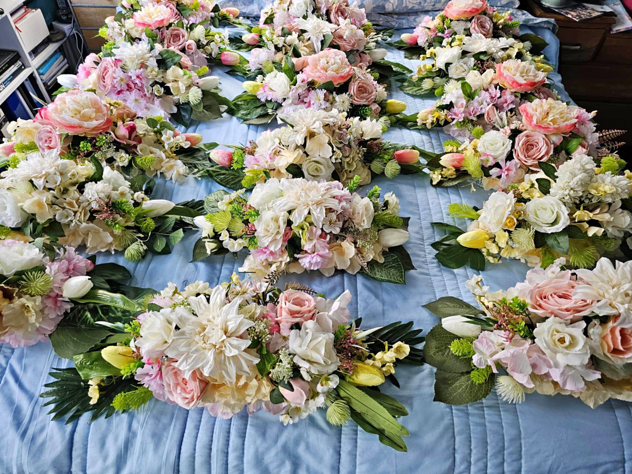 Table centre pieces for rent - artificial flowers - Artificial Plants ...