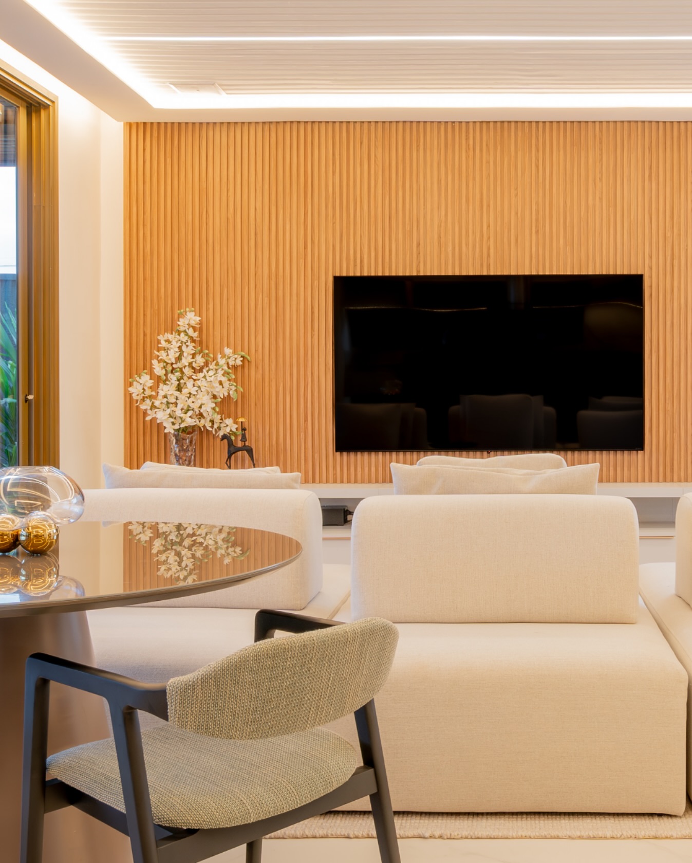 Sca - Aquele espacinho dos prazeres e hobbies, um home bar, formado por ...