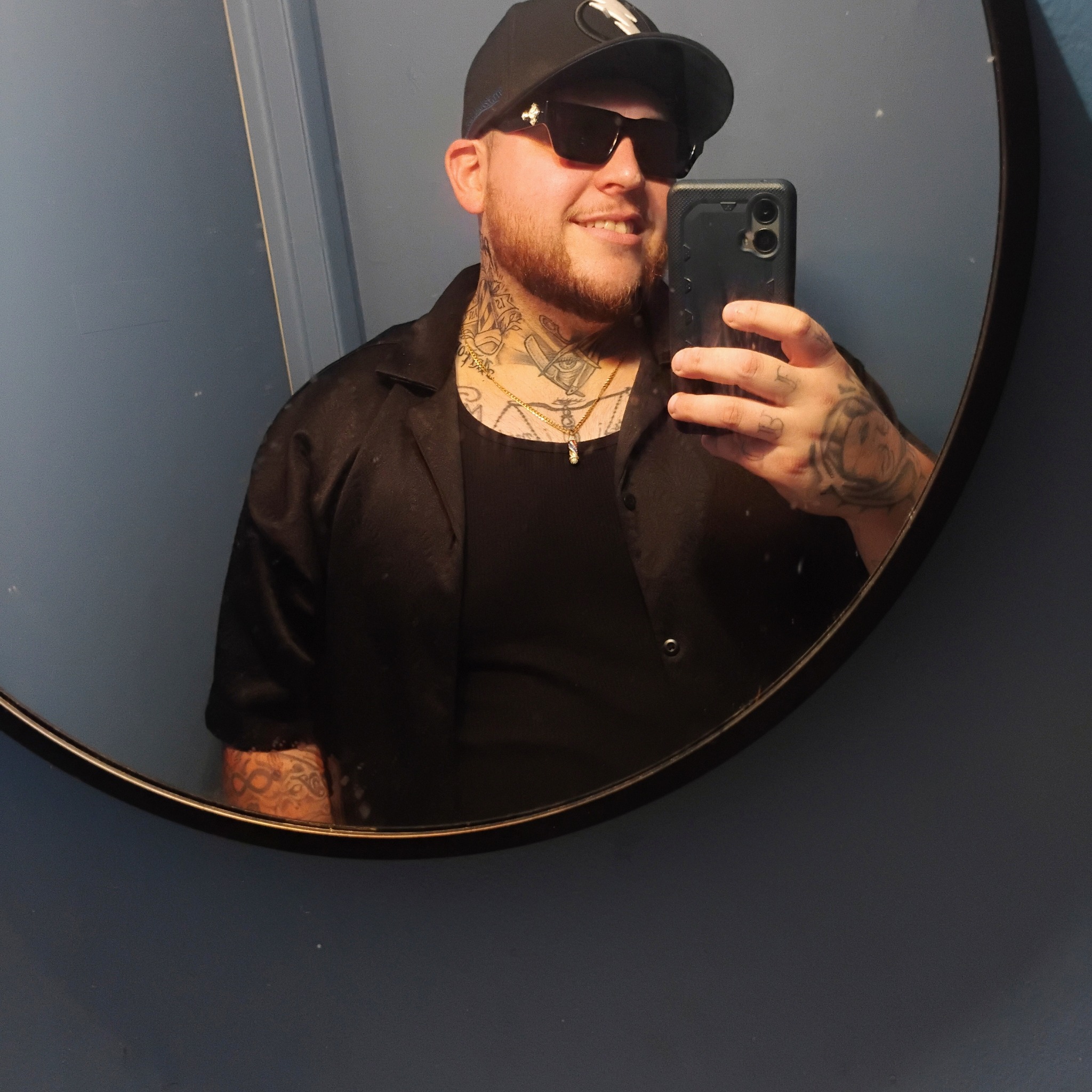 Never underestimate the power of a fresh fade. 🔥💪🏻 @We took years off ...