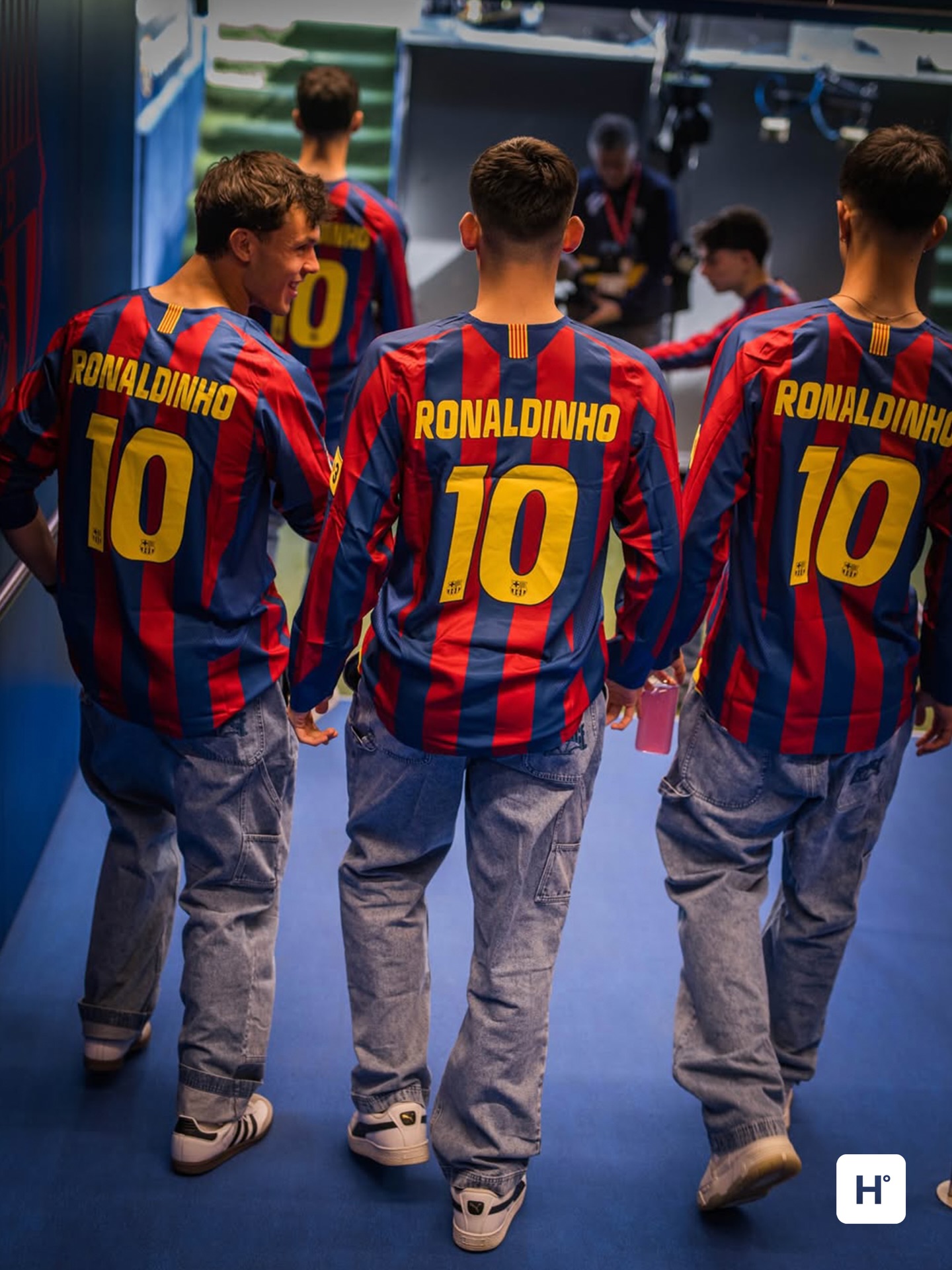FC Barcelona debuted Ronaldinho