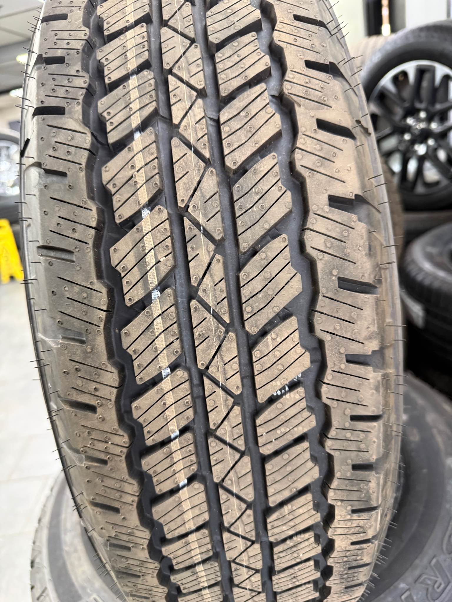 18” OE Chevrolet Take off wheels with Bridgestone Tires LIKE NEW - Car ...