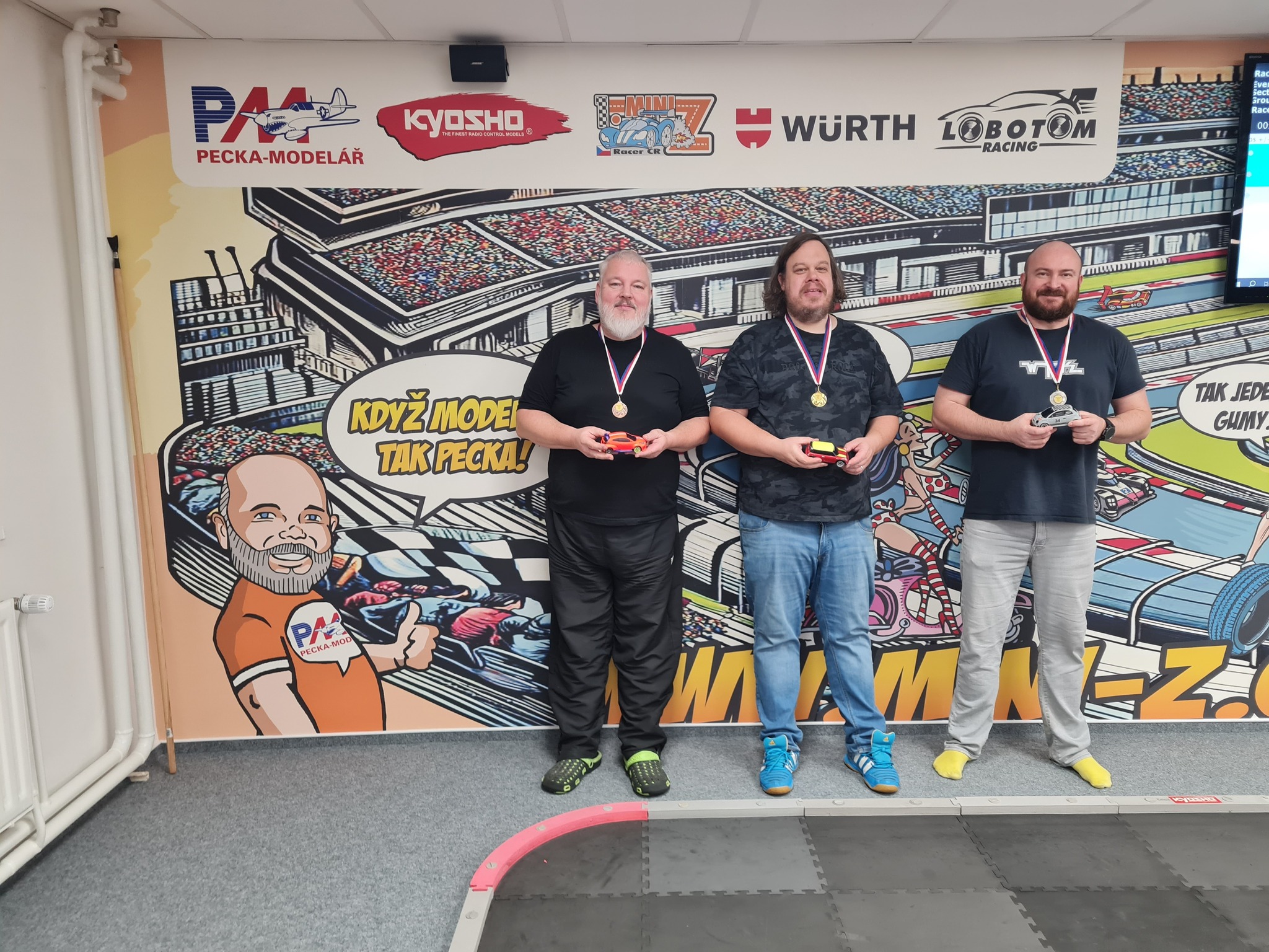 Mini-Z Racing ČR added a new photo. - Mini-Z Racing ČR