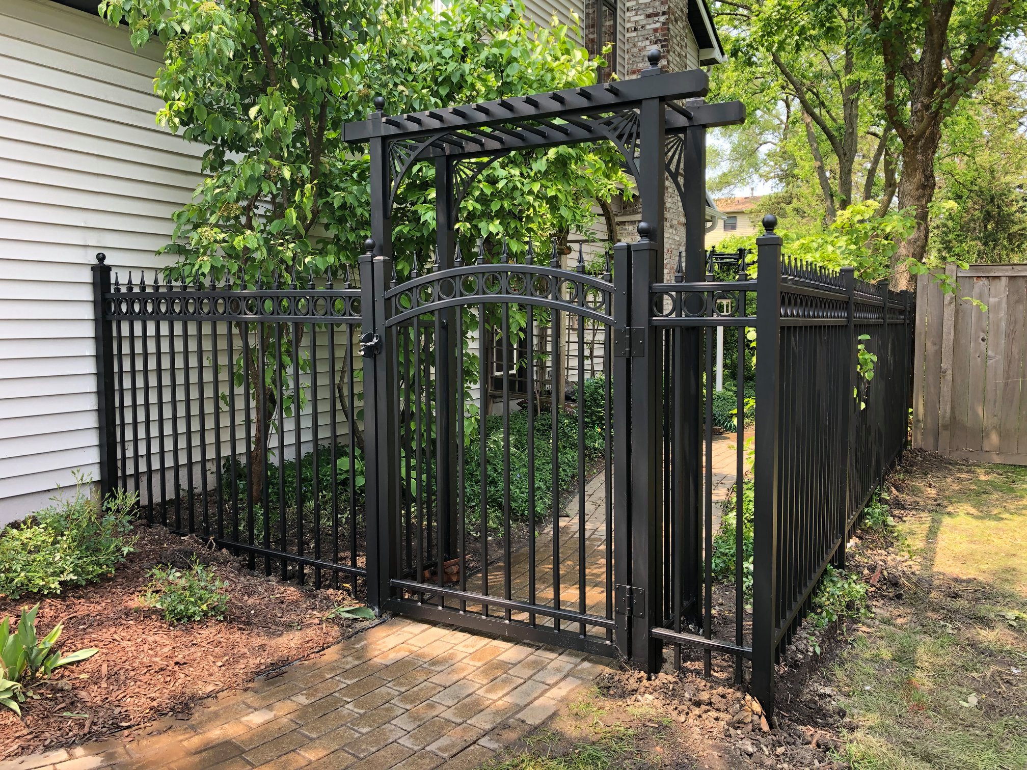 Advanced Fence and Gate | Mount Prospect IL