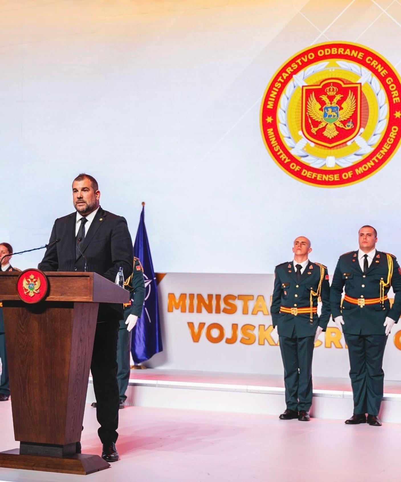 Ministarstvo odbrane Crne... - Ministarstvo odbrane Crne Gore