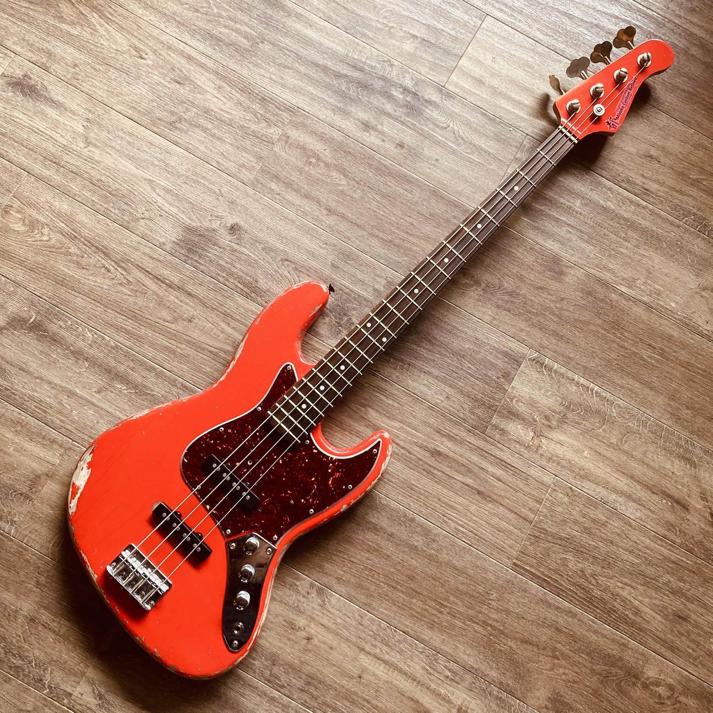 Miyako custom bass guitar (@miyakobasscustomguitar) • Facebook