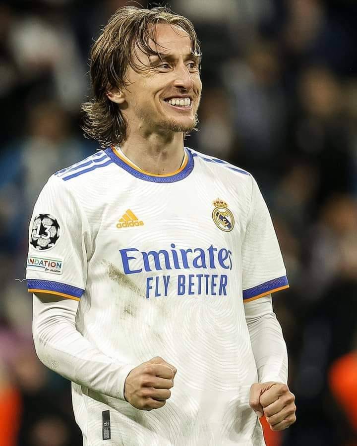 𝗔 𝗕𝗼𝗹𝗮 𝗡𝗲𝘄 𝗠𝘇 - 🆎⚽ Luka Modric aos 36 anos de idade: