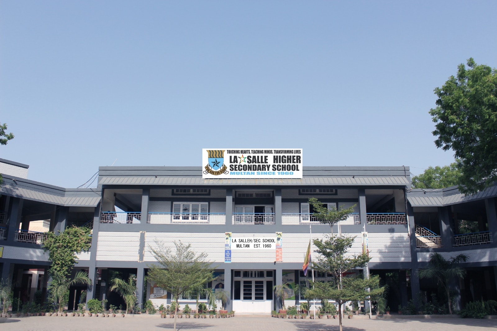 La... - La Salle High School Boys Malkhanwala Faisalabad