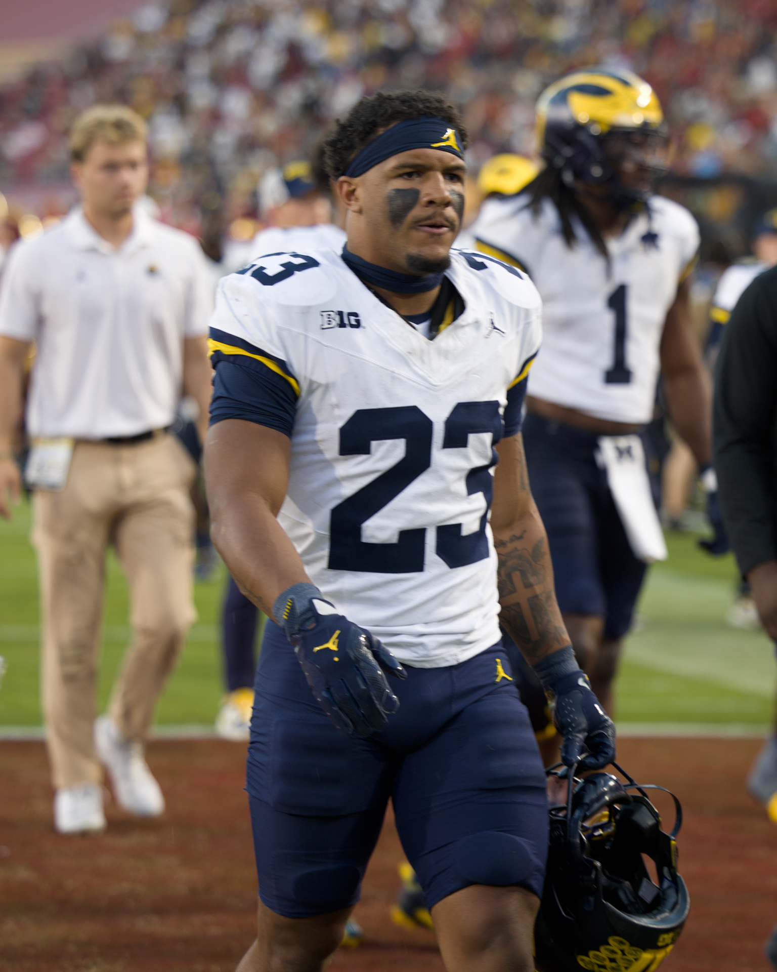 Michigan Football on... - Michigan Football on UMGoBlue