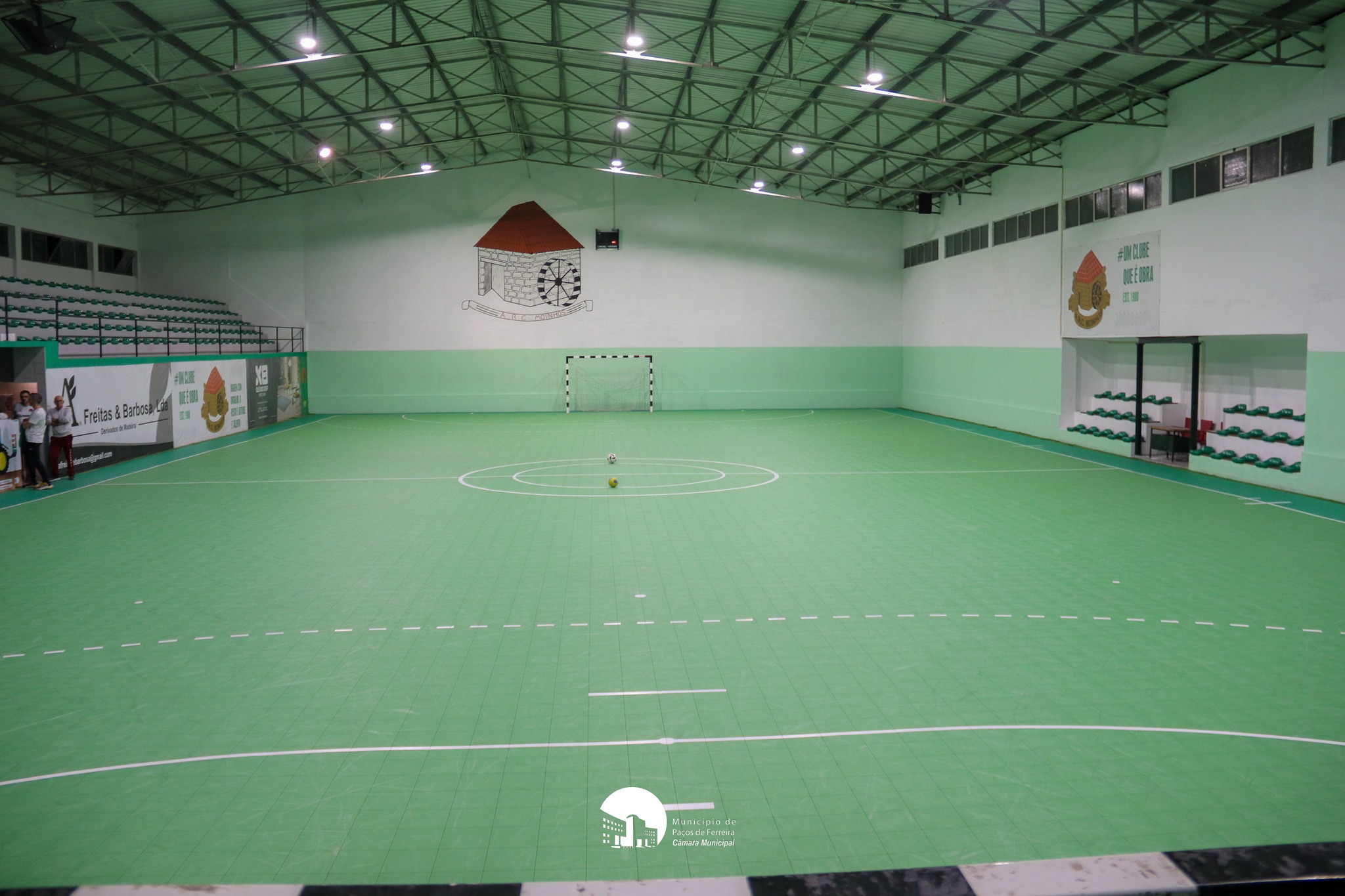 munic-pio-inaugura-o-do-novo-piso-pavilh-o-arc-moinhos-foi
