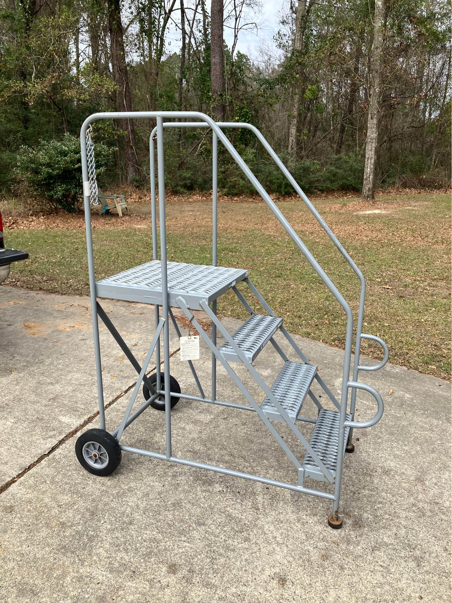 ULine Trailer access Portable stairs - Access Ramps - Petal ...