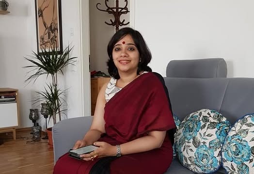 Ruby Jaspreet : A cheerful... - Bureaucrats Shadow & Trail | Facebook