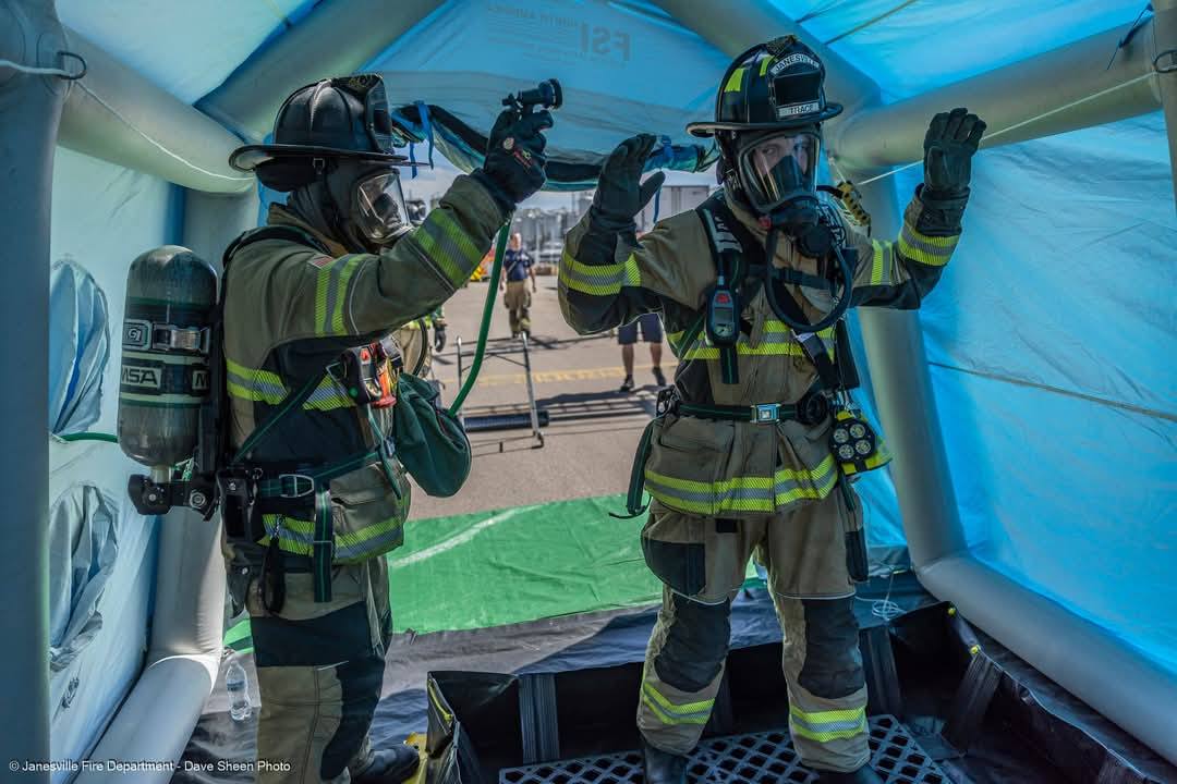 Janesville Fire... - Janesville Fire Fighters Local 580