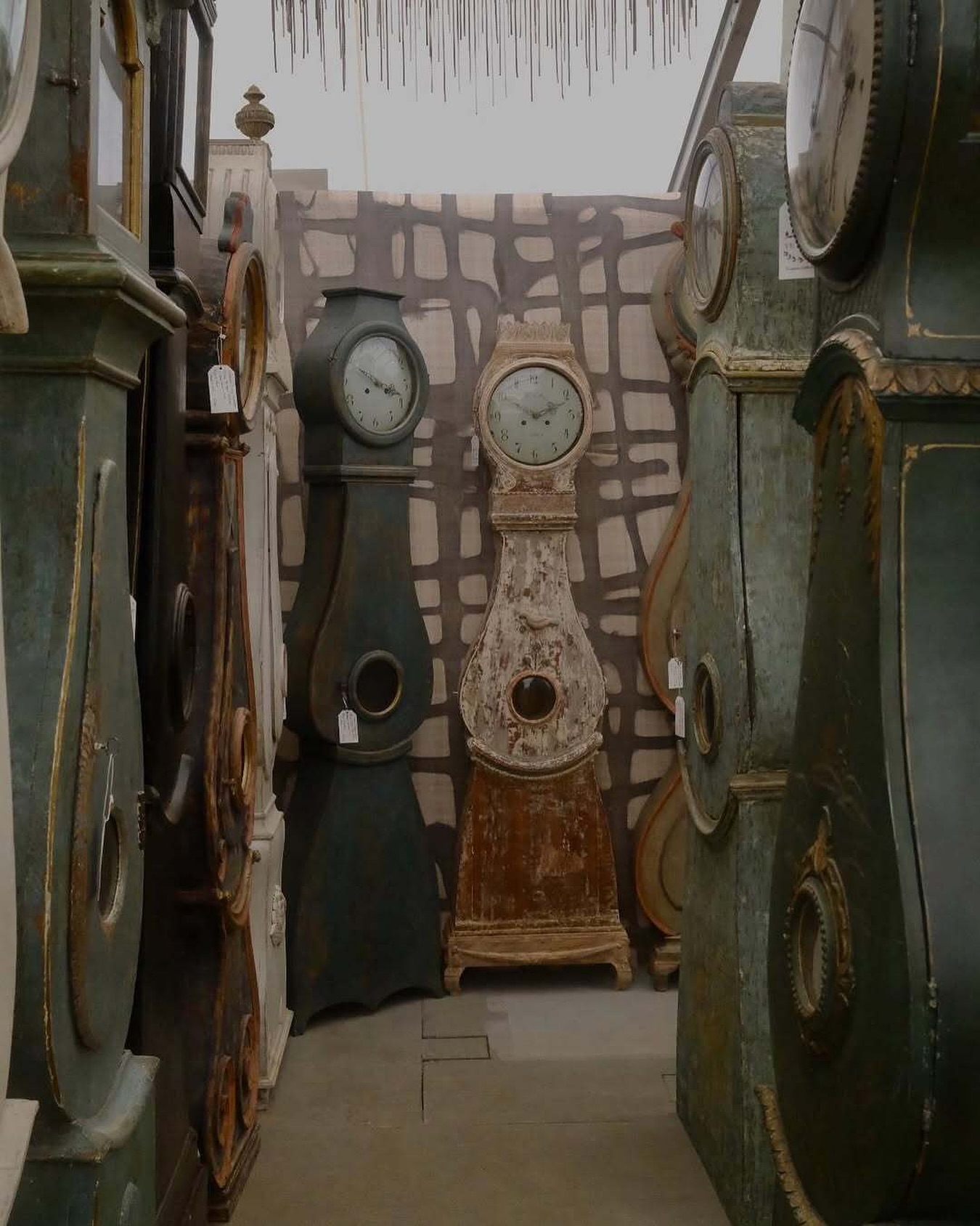 Antiques - Meet @vivianestelledesigns, a must-see dealer at #AGS ...