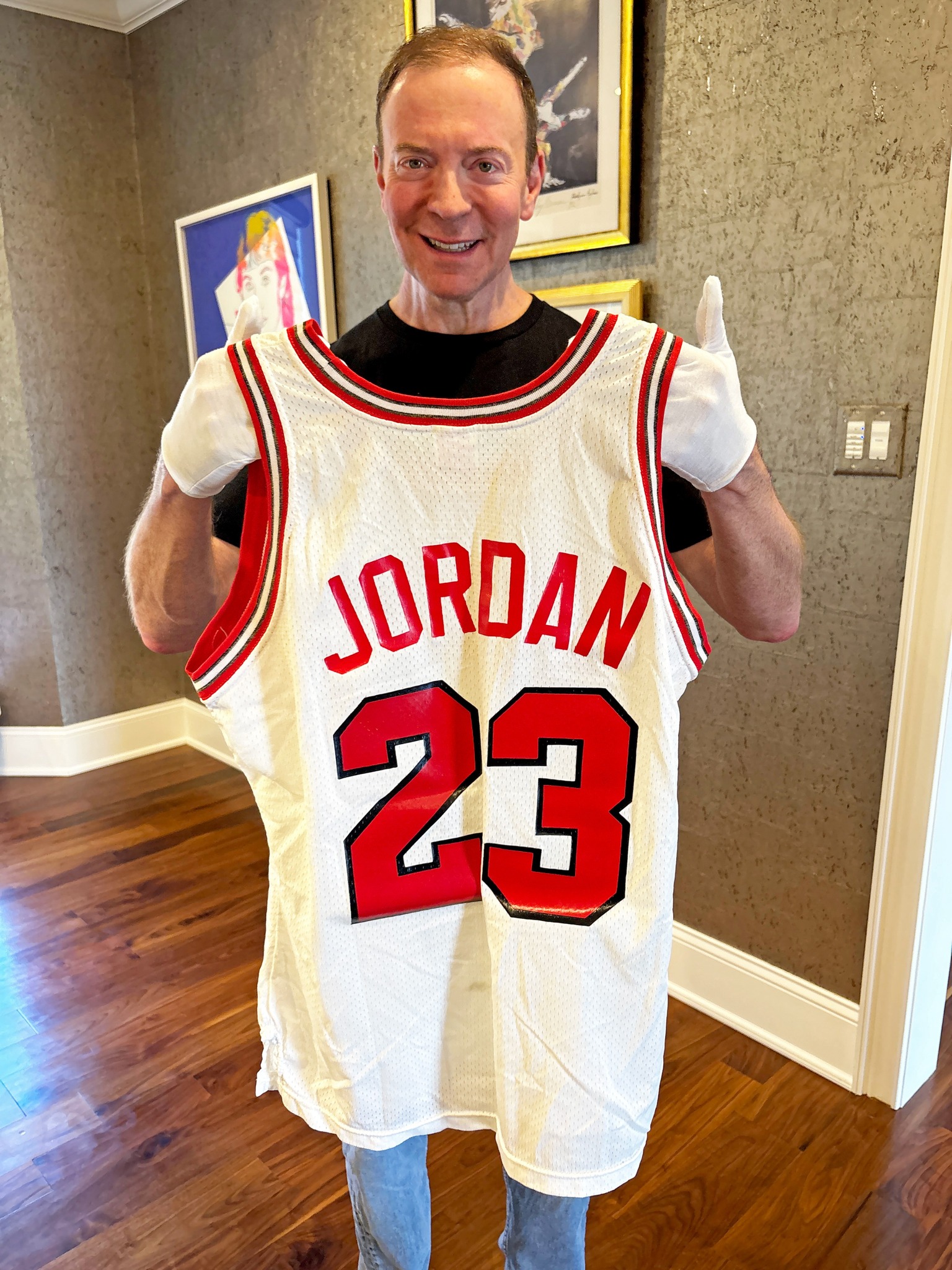 A legendary piece. A legendary collaboration. This 1-of-1 Off