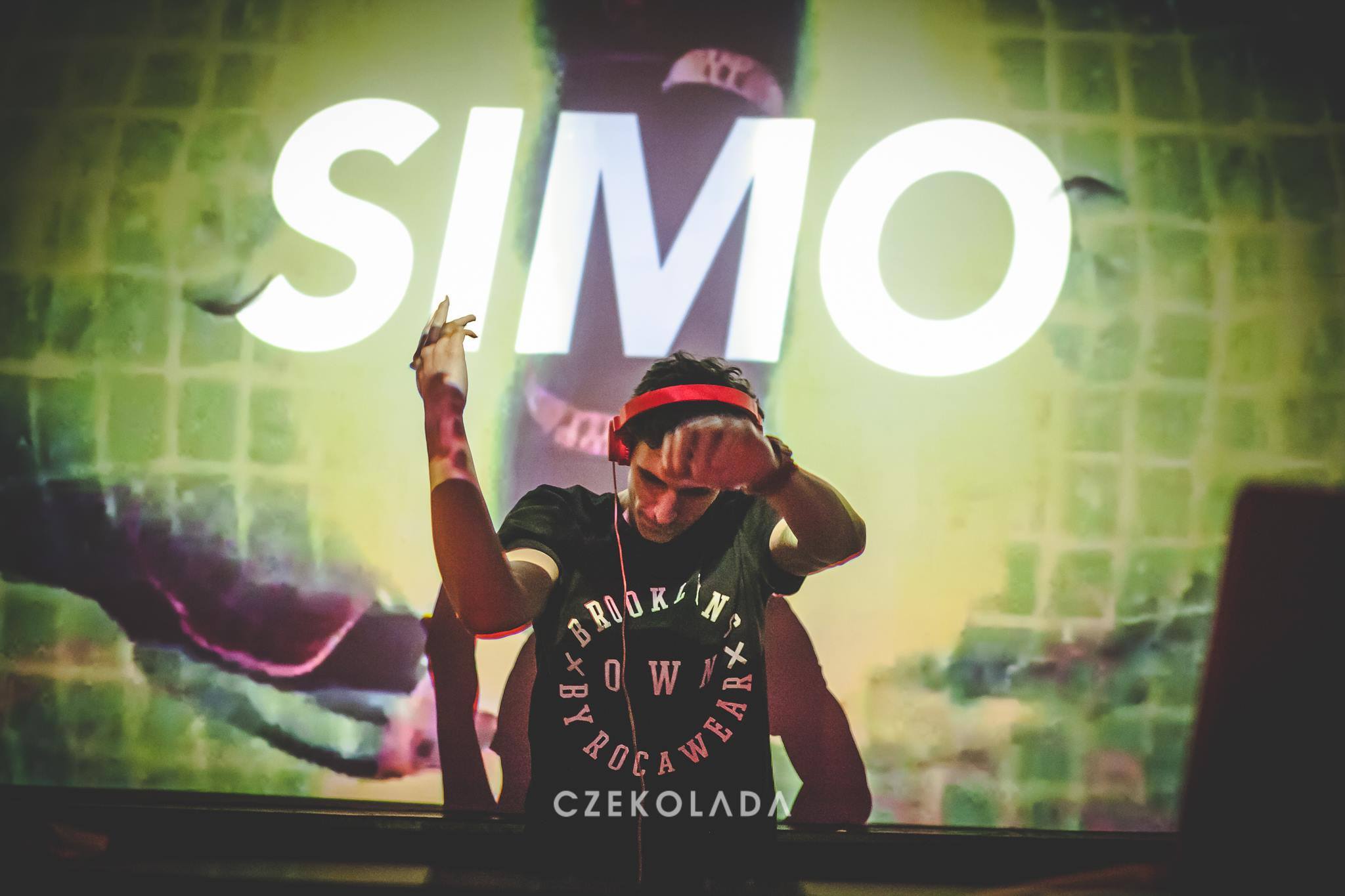 dj simo - dj simo updated their cover photo.