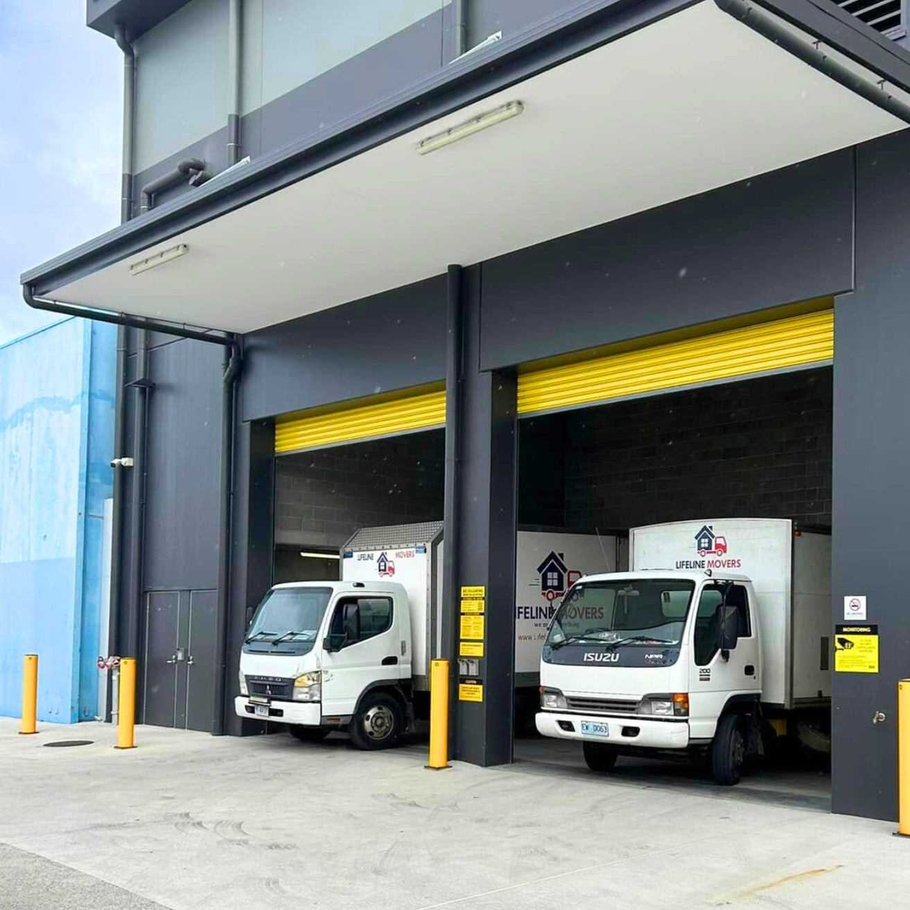 Lifeline - 🏠 Big or small — we move it all! From single items to full ...