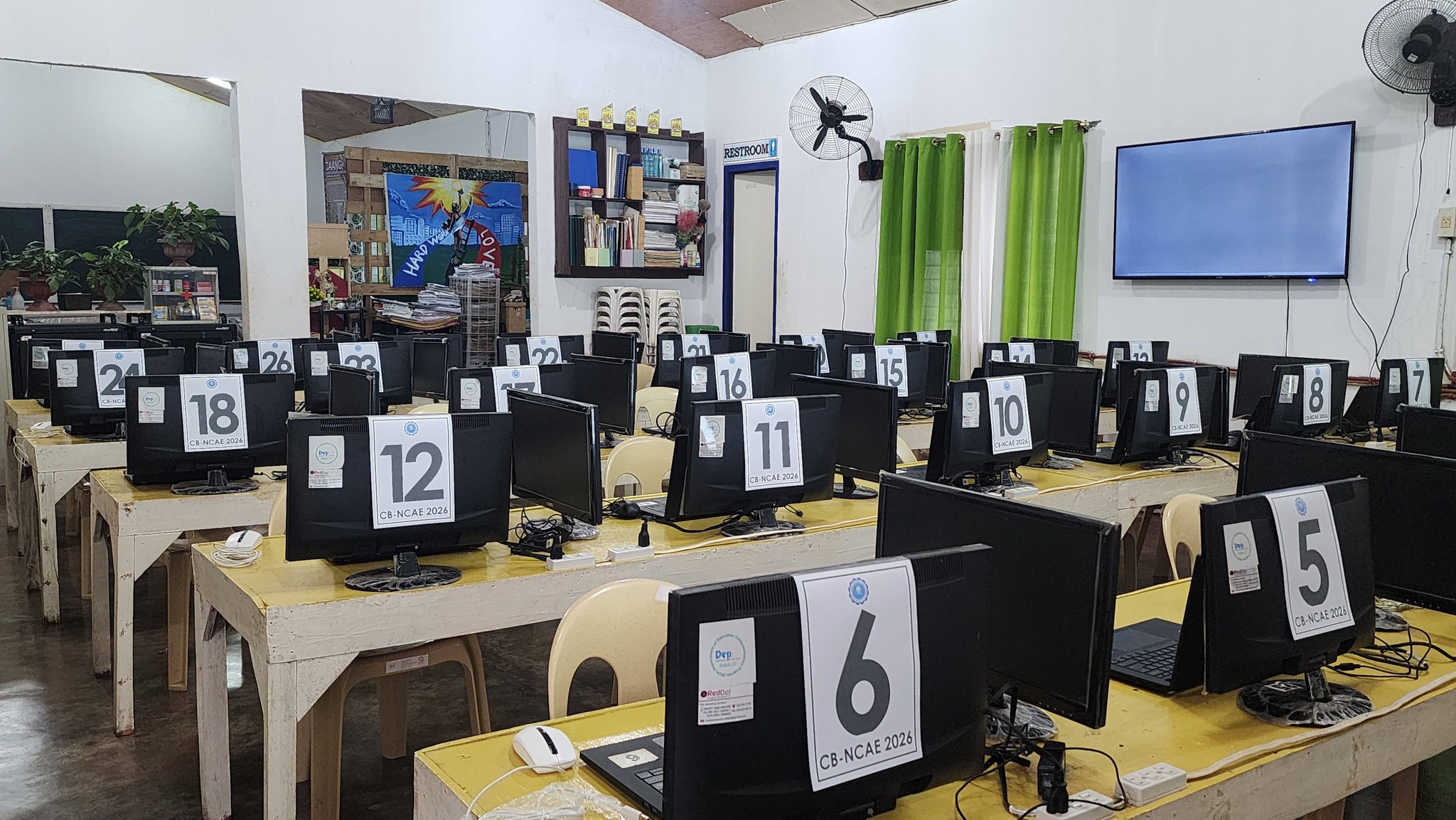 San Isidro National High... - San Isidro National High School