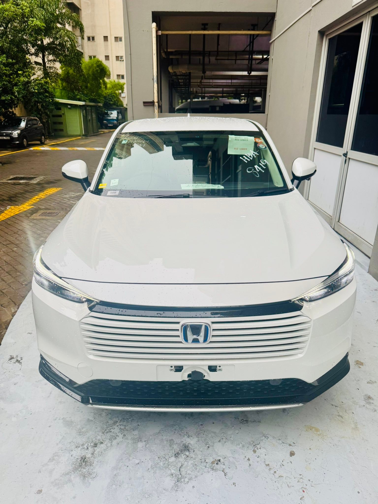 Honda Vezel Z 2025 - Brand New Available now for viewing! Key