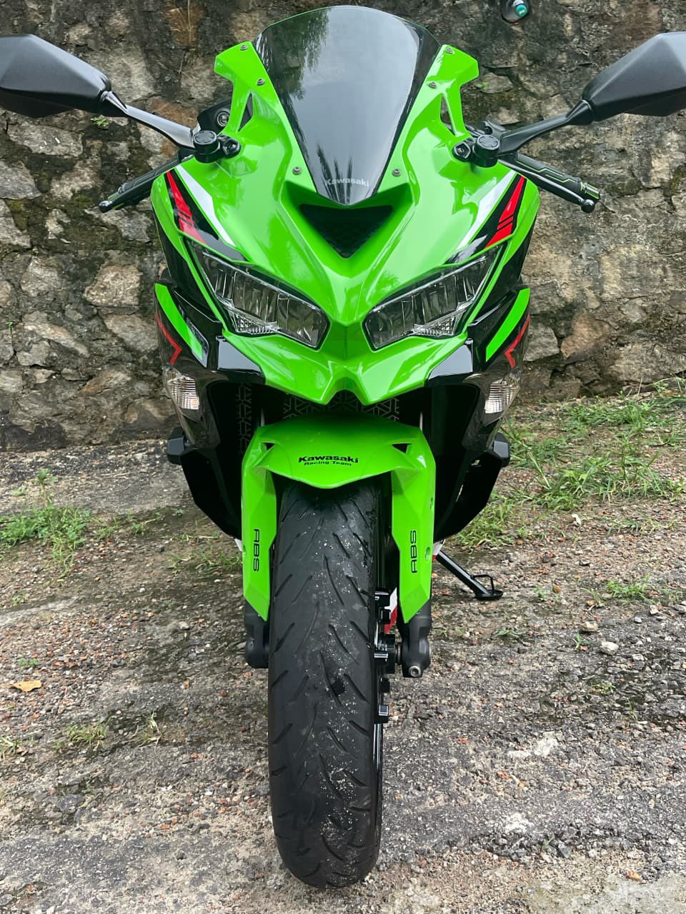 Kawasaki Ninja ZX25R 2022 Registered ලක්ශ 33.50/= Call