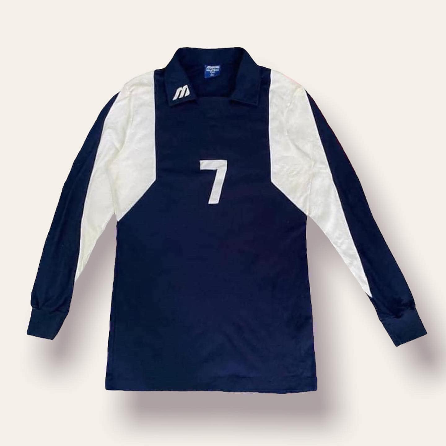 Brand: Mizuno - Color: Dark blue mesh with teal and white 'KENEI