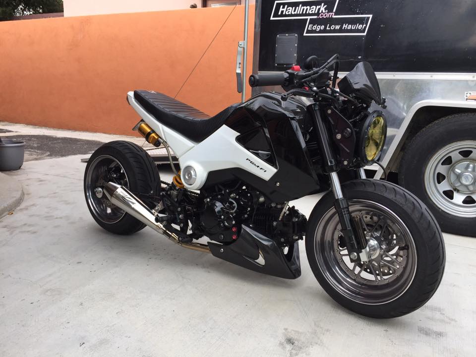 Grom Riders