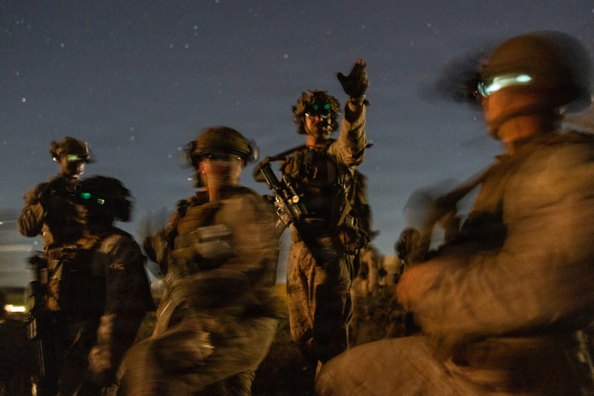 Pacific - U.S. Marines with Apache Company, 1st Battalion, 5th Marine ...