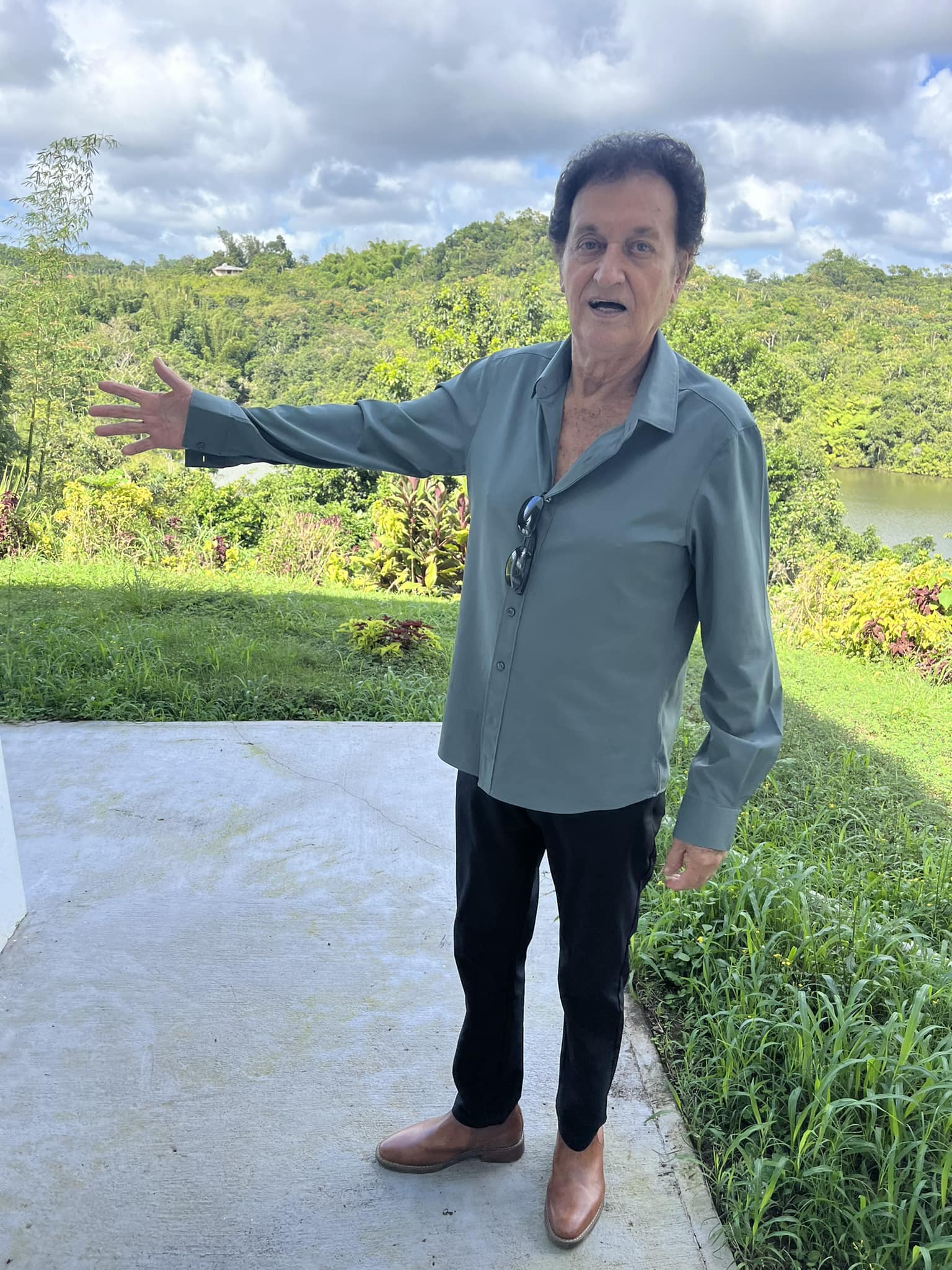 Felito Félix - Saludos a todos este 2025 venimos con mucha... | Facebook