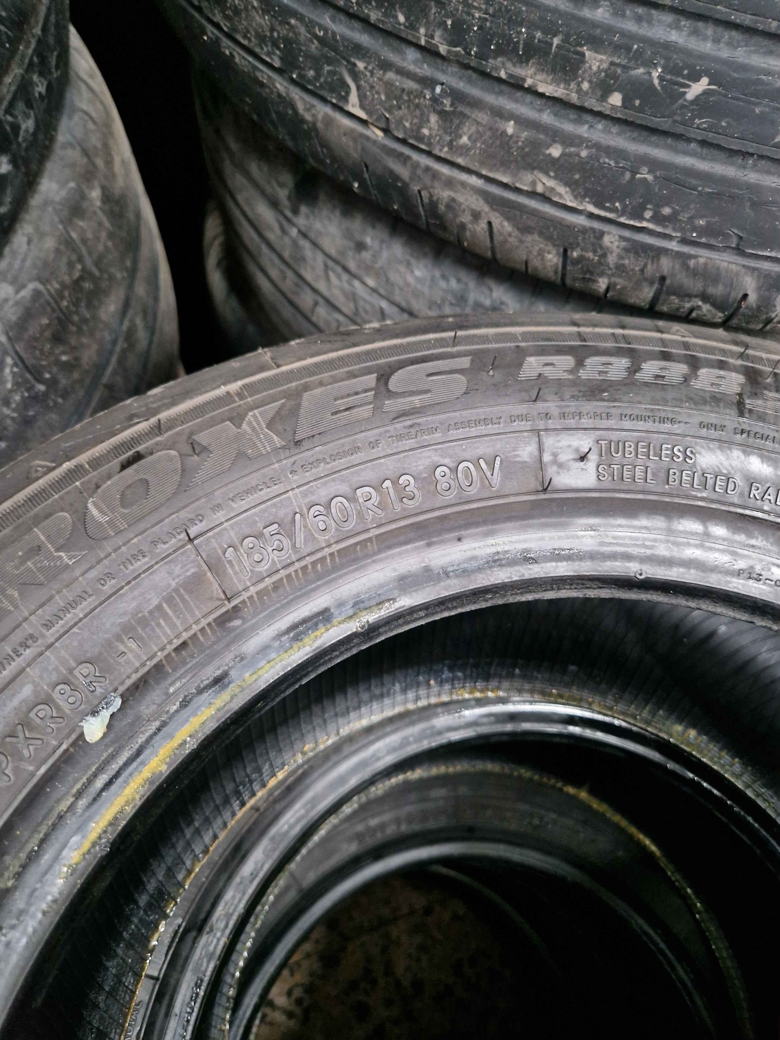 4 Pneus Toyo R888 185 60 R13 - Car Wheels, Tires & Parts - Torres ...