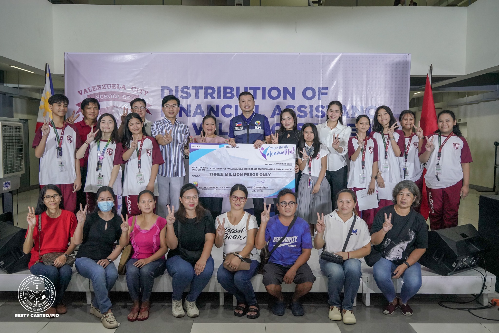 Valenzuela - IN PHOTOS: A total of ₱3,000,000 in financial assistance ...