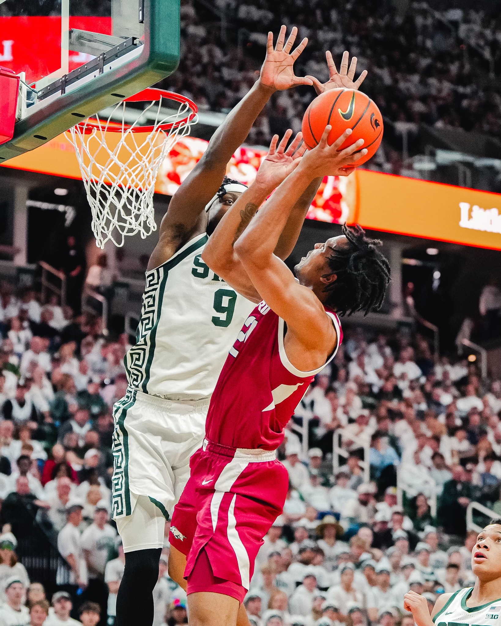 Arkansas Razorback... - Arkansas Razorback Men's Basketball