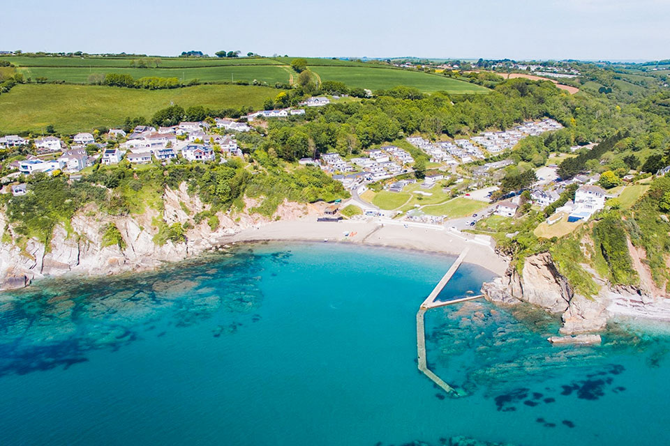 looe-bay-holiday-park-looe