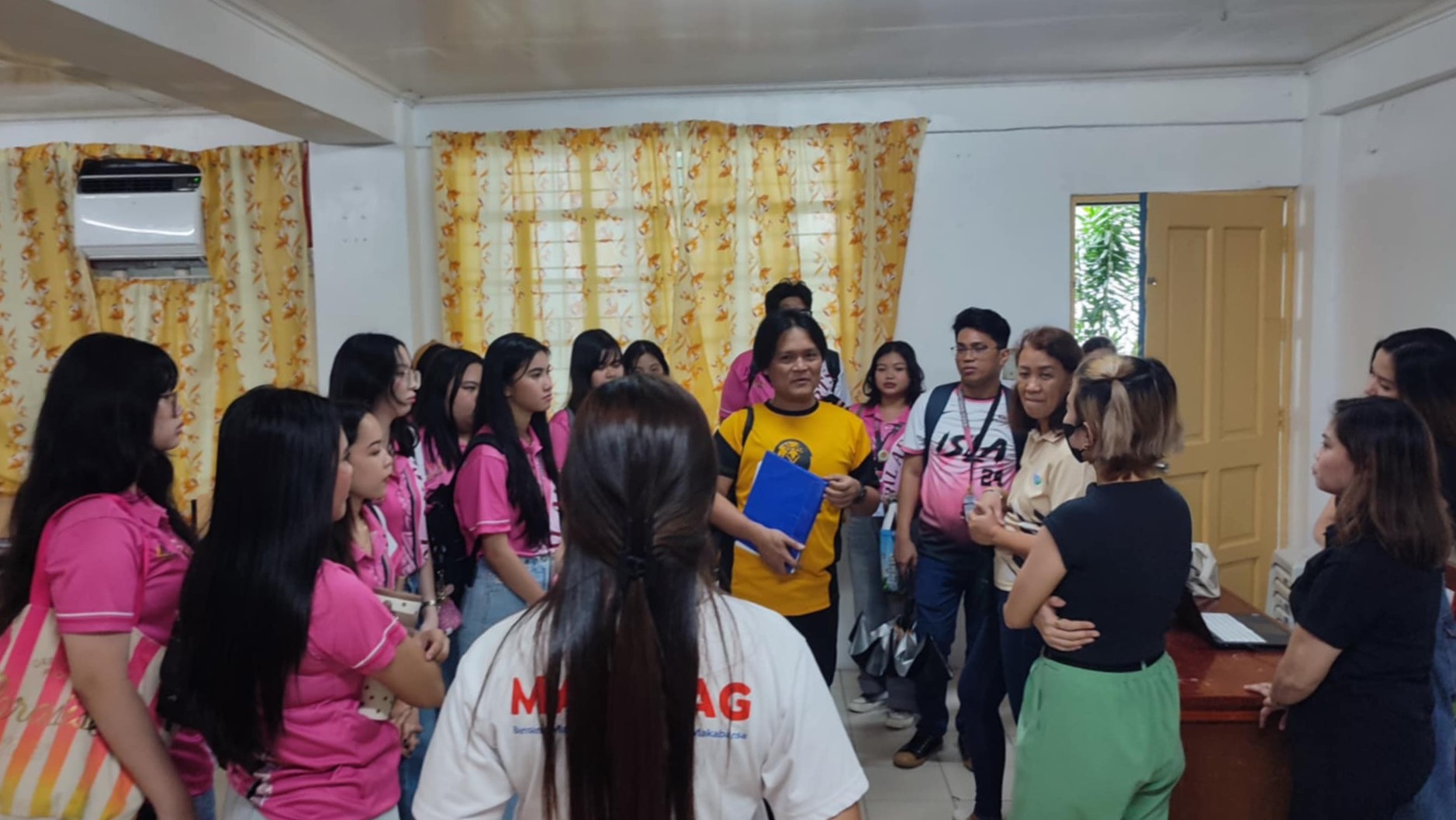 Deped Tayo Angono ES... - Deped Tayo Angono ES Central-Rizal