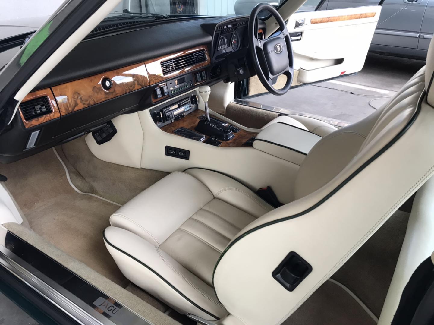 Is jaguar's wood trim interior still timeless?