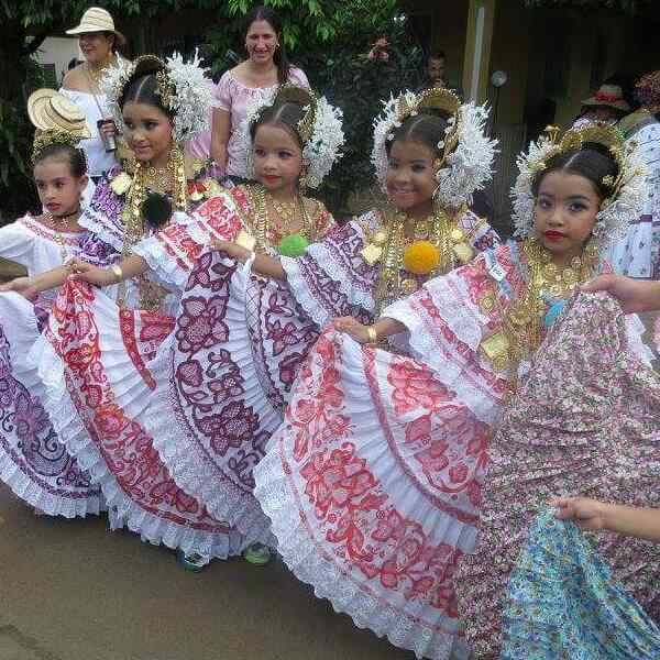 Conjunto Folklórico Raíces Chorreranas | La Chorrera