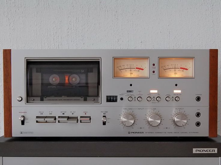 Pioneer CT-Y8W stereo double cassette tape deck.