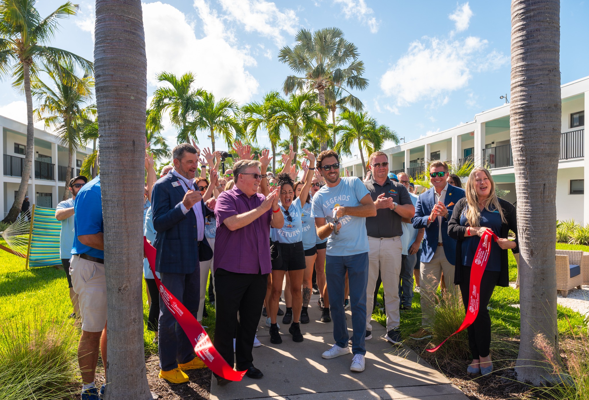 beachcomber clearwater beach dress code The Resort Hotel is SO back! After nearly a year of being closed, this beloved St. Pete Beach gem has officially reopened Size:Teen