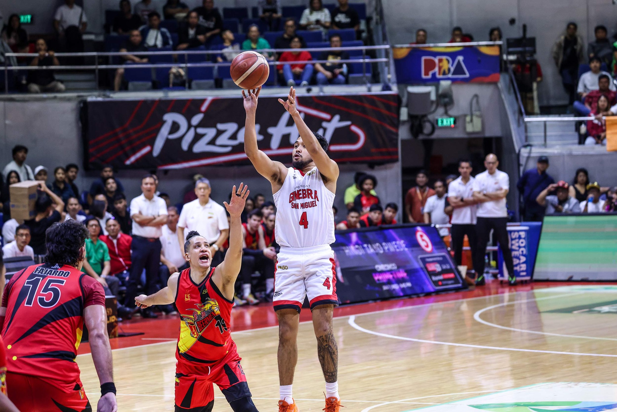 NewsWatch - BEERMEN EQUALIZE SERIES 🍻 LOOK: The San Miguel Beermen get ...