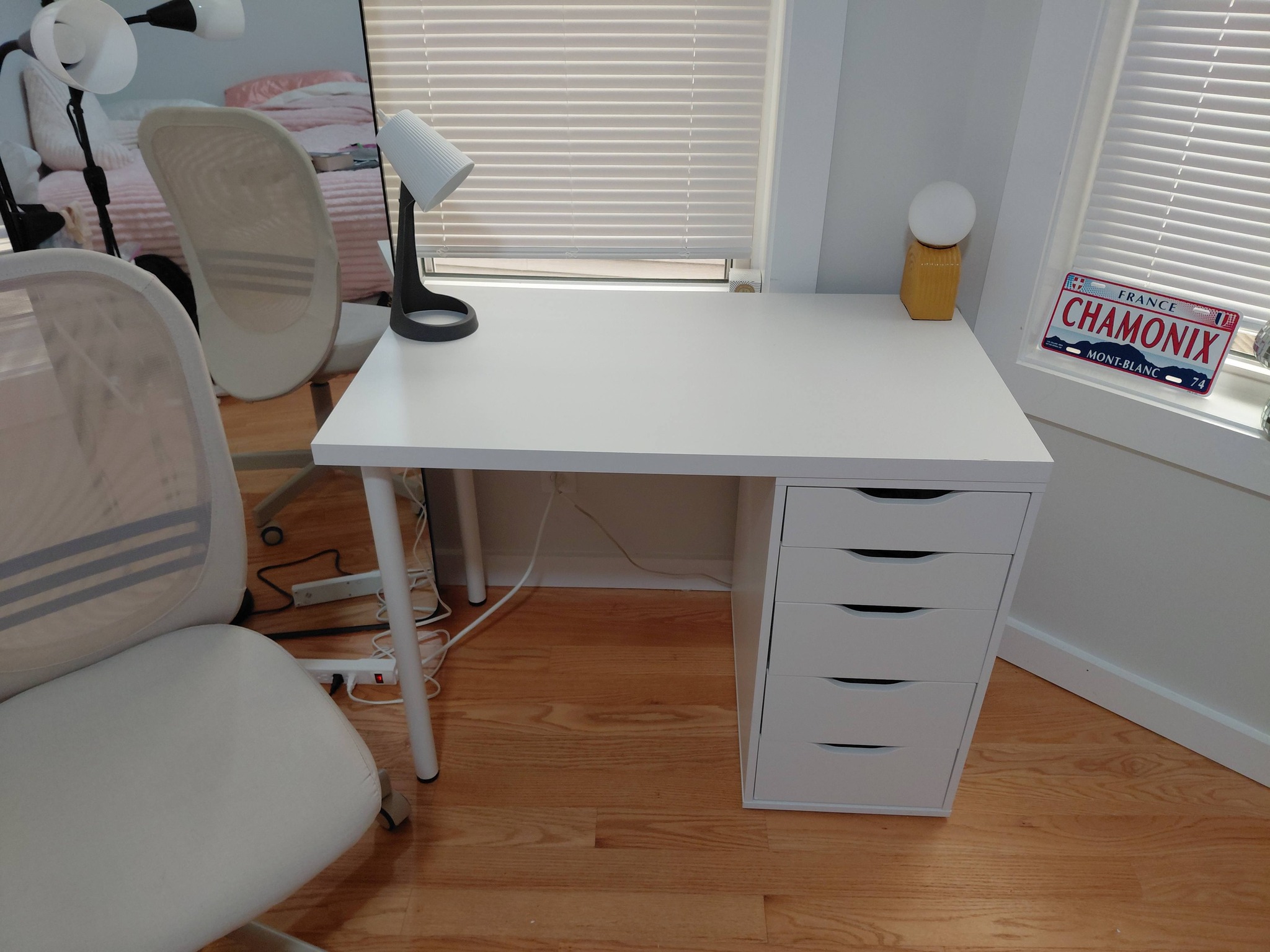IKEA】MICKEデスク＆ SKÅLSTAチェア | 元値約1.7万円 IKEA】MICKE