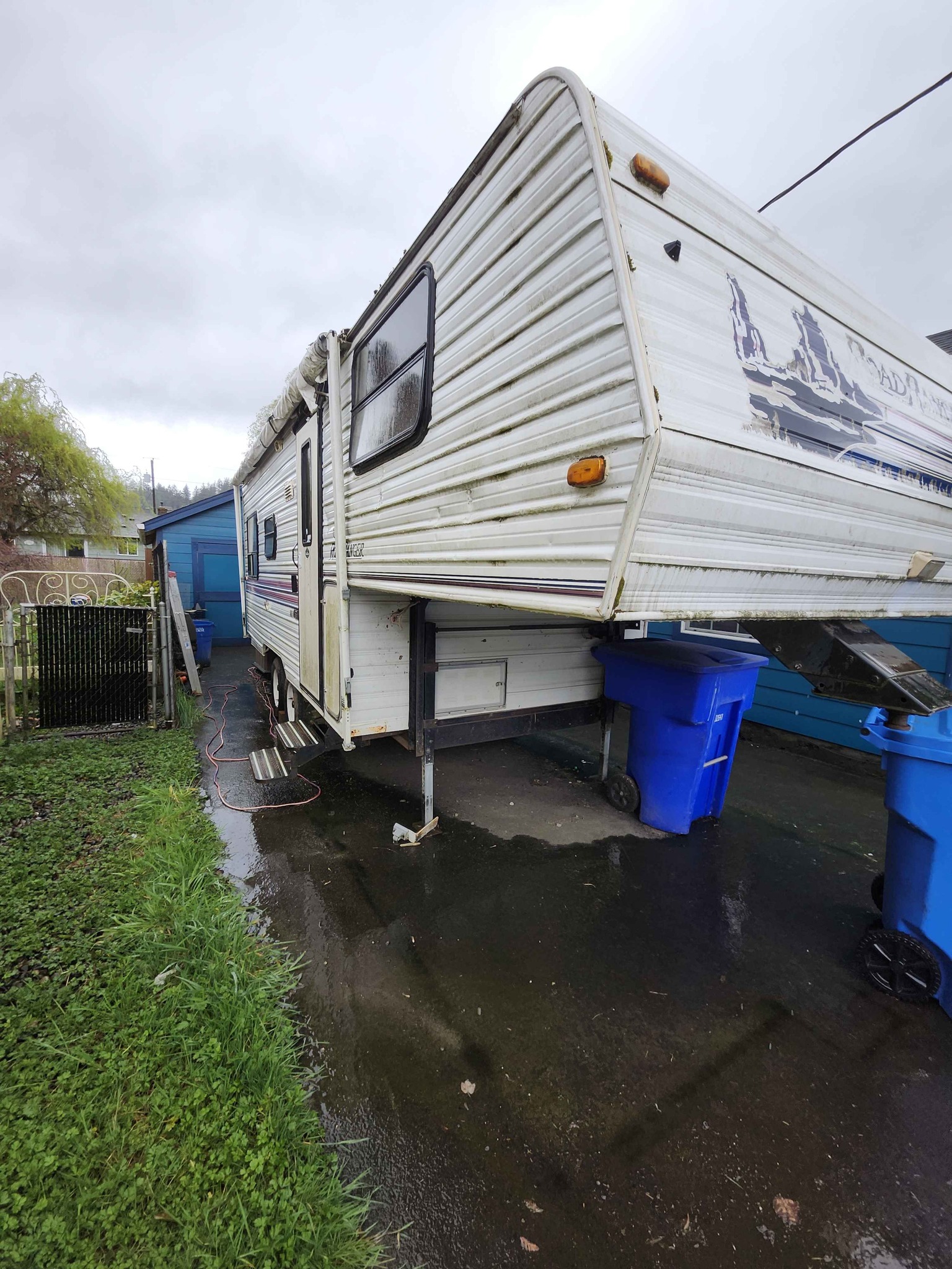 KIT Road Ranger 5th wheel (Renovation Special). - Trailers - Kelso ...