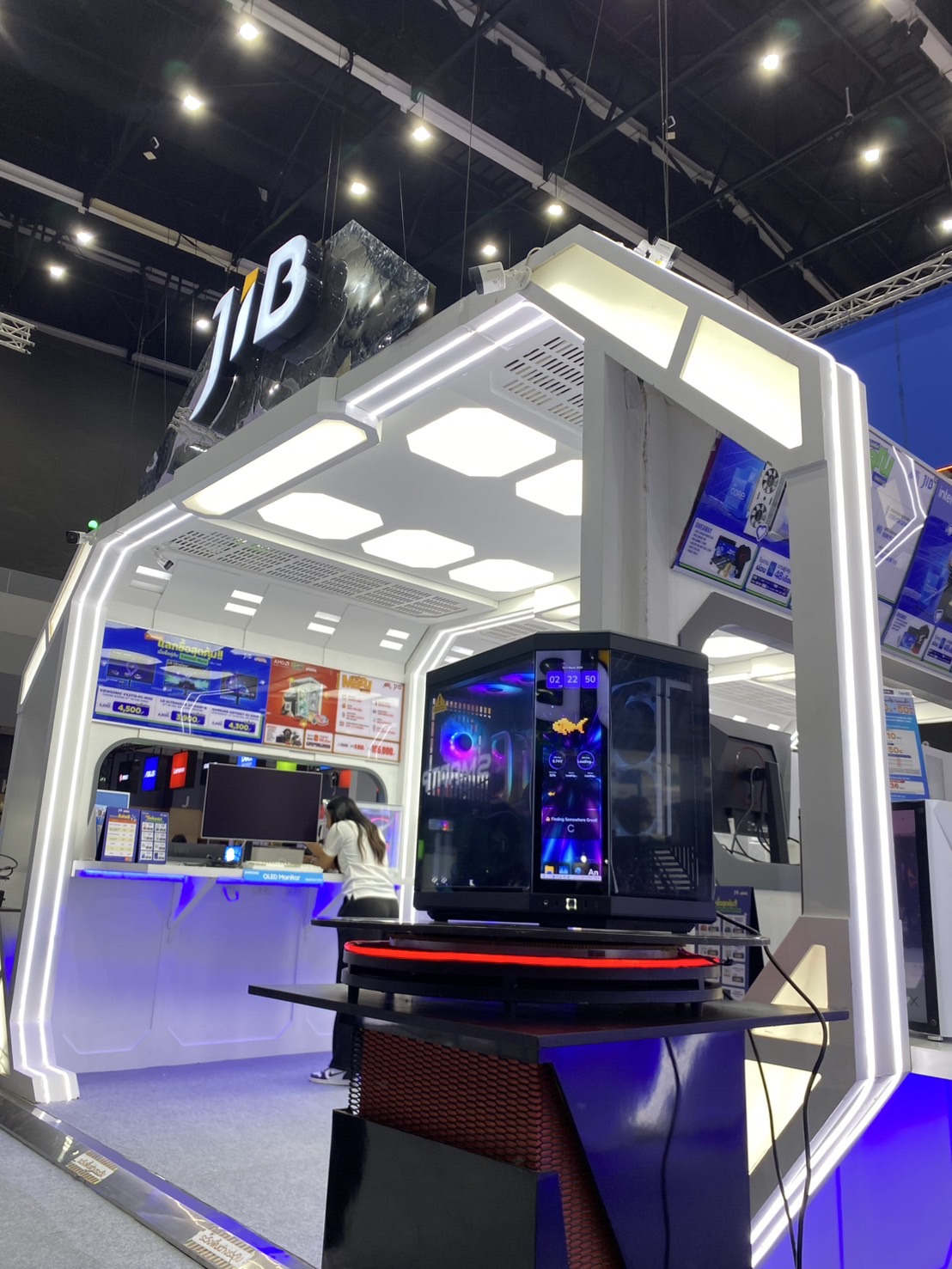UltraTech - ใครอยากสัมผัส HYTE Y70 TOUCH INFINITE ตัวจริงไปได้ที่บูท ...
