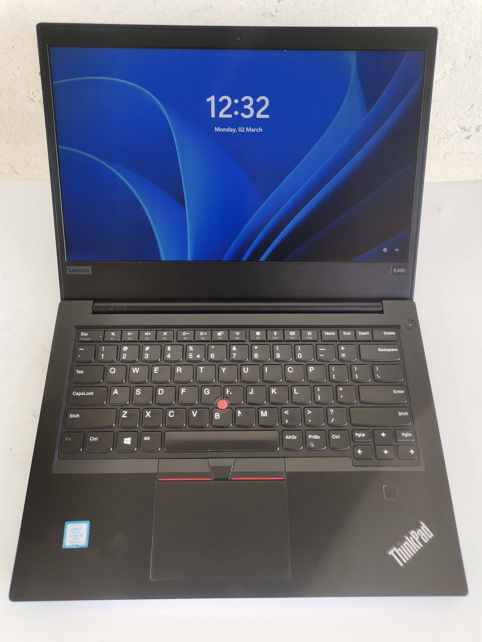 その他 yuu Lenovo 256ssd 8gb ram 8th gen Core i5 Windows 11 pro Excellent