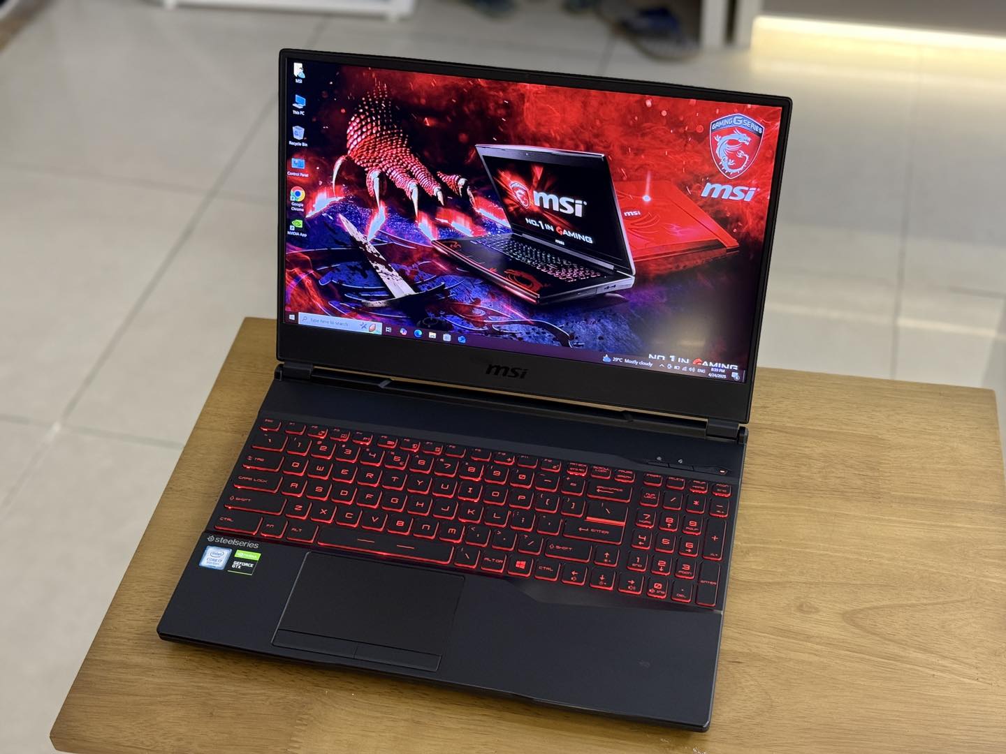 MSI GL65 9SD ( Grade A ) = 449$ ? Gaming, Design… CPU : Core i7 