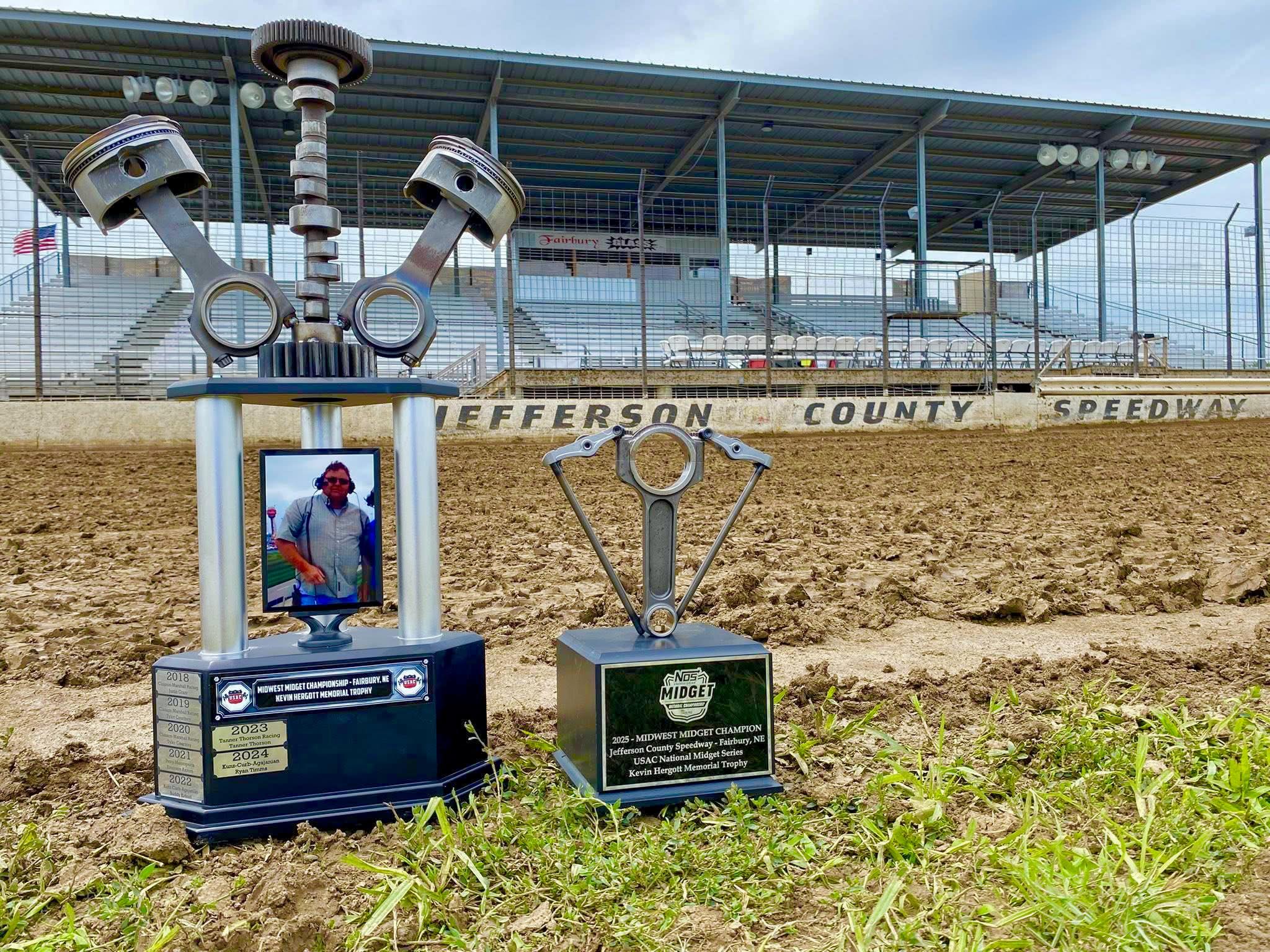USAC - Tonight’s hardware. 🏆 USAC NOS Energy Drink National Midget ...