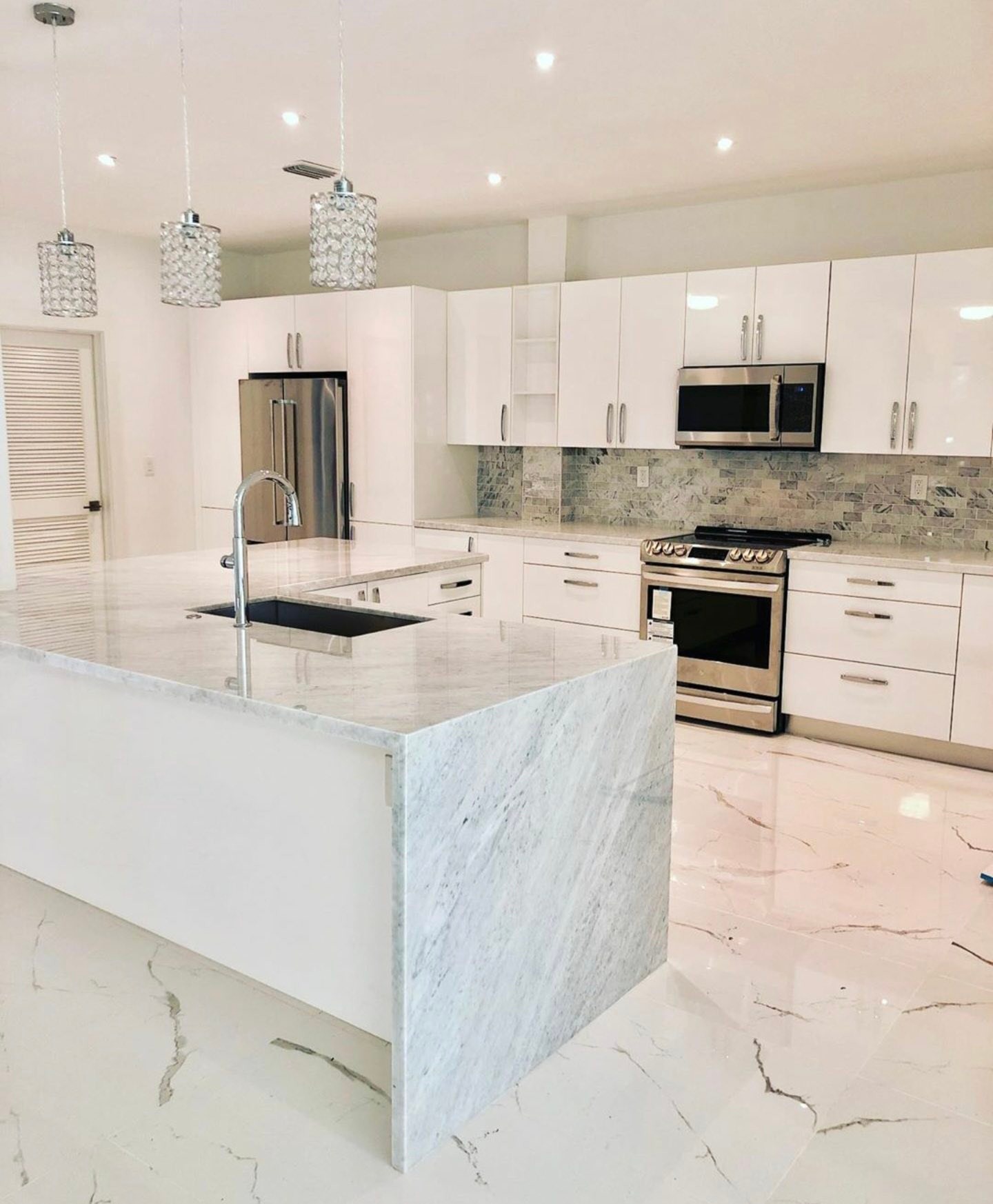 Kitchen cabinet & granite of PB | West Palm Beach FL
