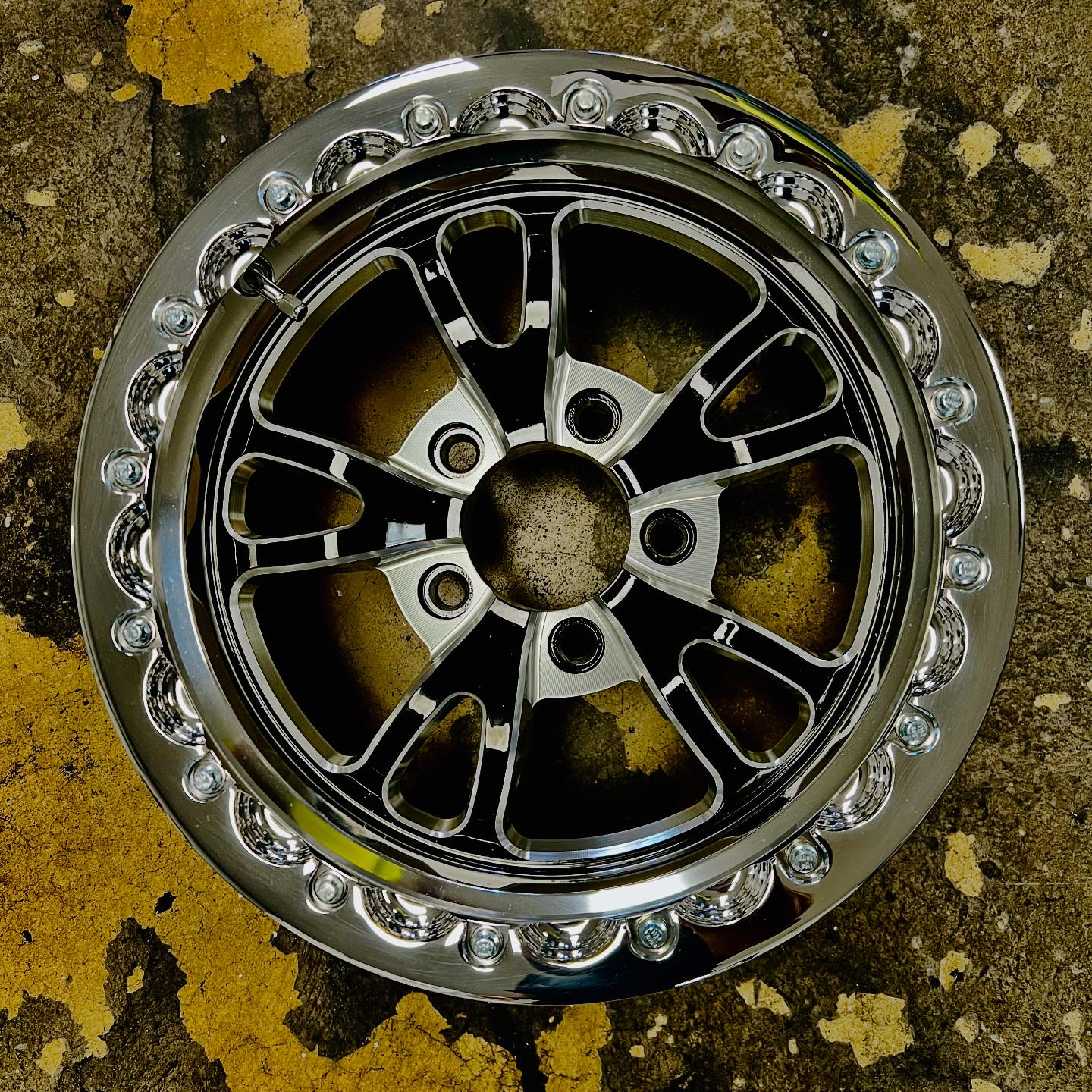 Mac - Mirror finish Omega beadlock ring on this Vision Patriot wheel ...