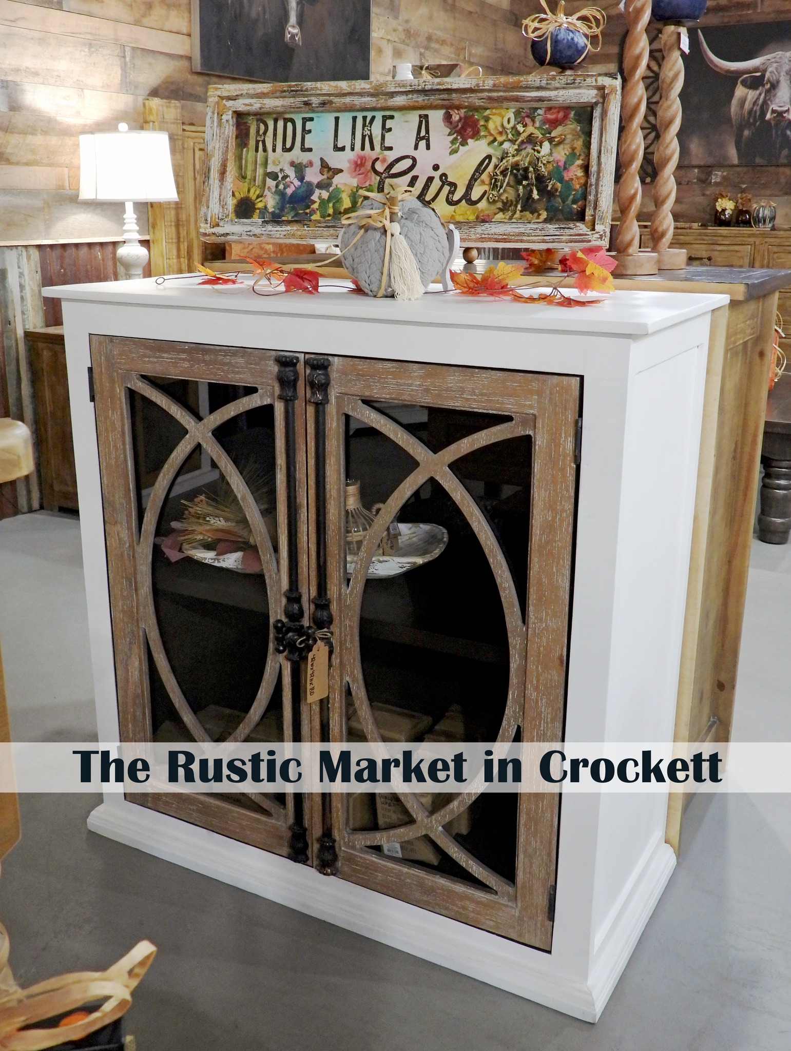 The Rustic - Talk about a gorgeous Cabinet and there's ONLy oNE of this ...