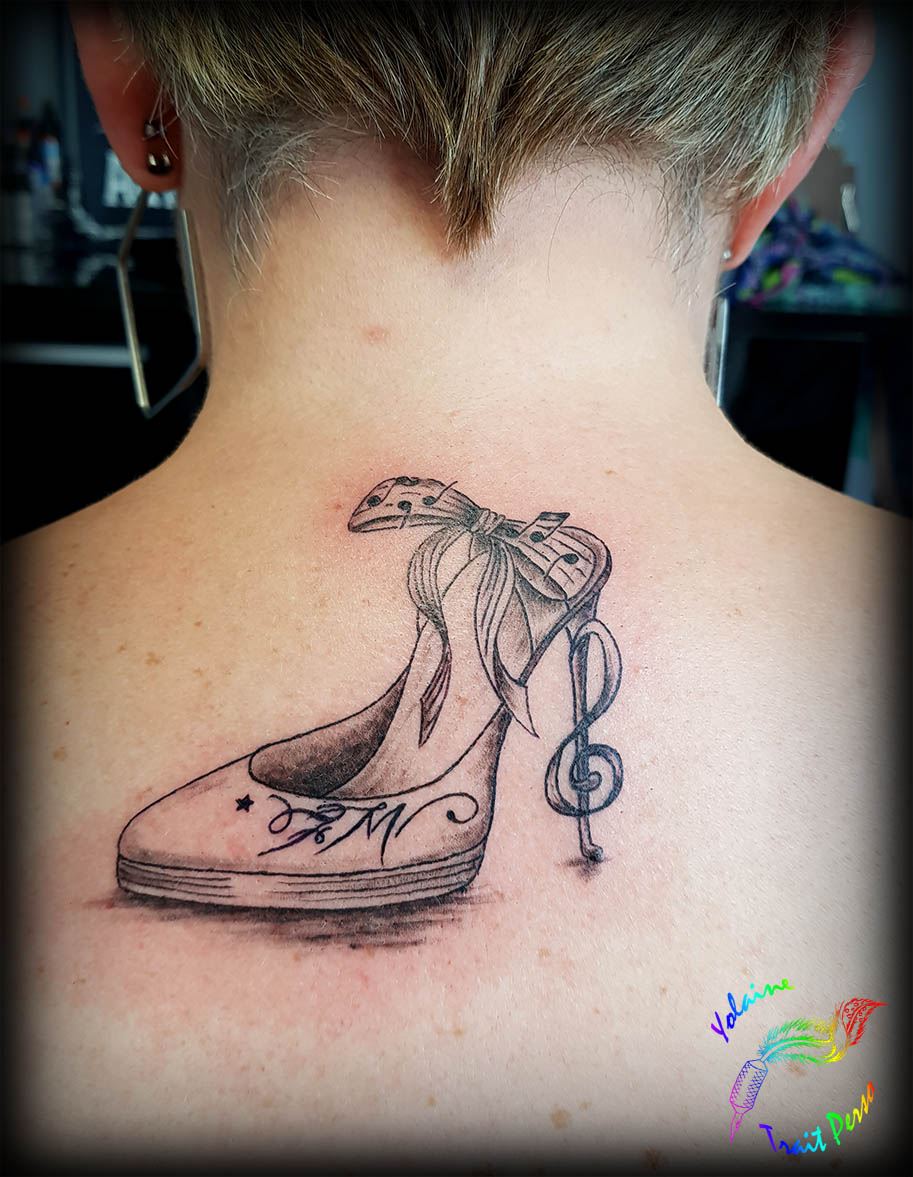Tatouage Trefle A 5 Feuilles