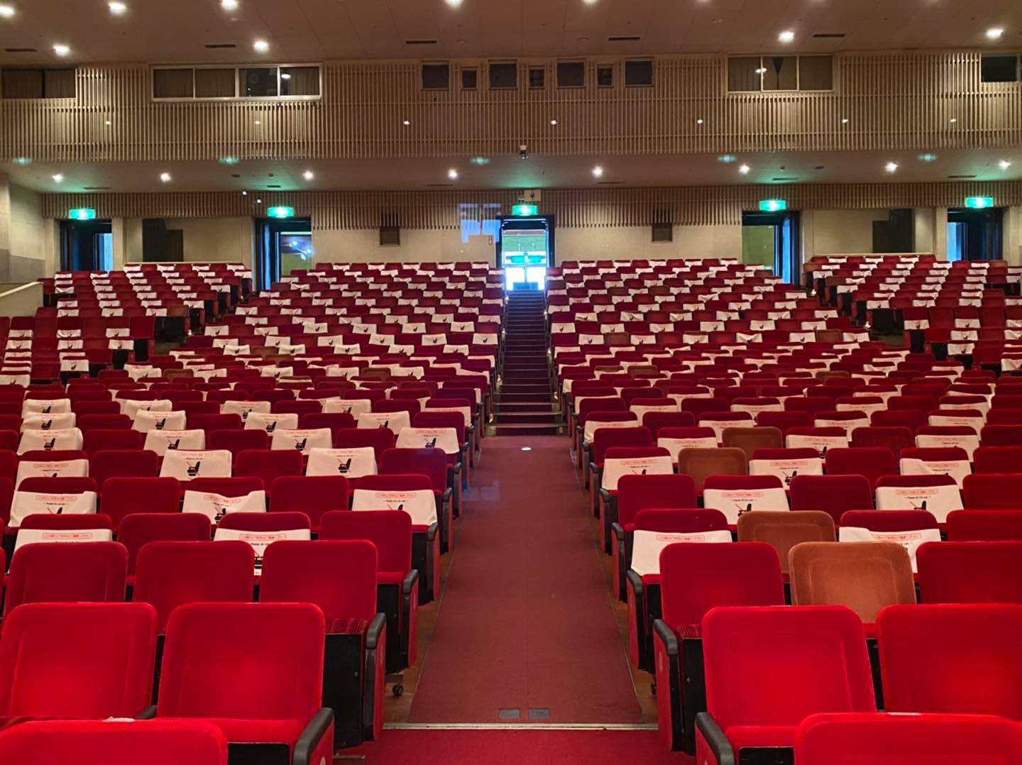 活動歴および当時の関連ビジュアル記録