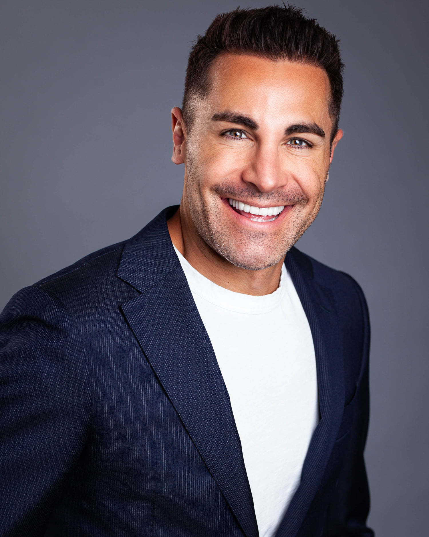 MEET: Brandon Lee, owner... - The Center for Positive Media
