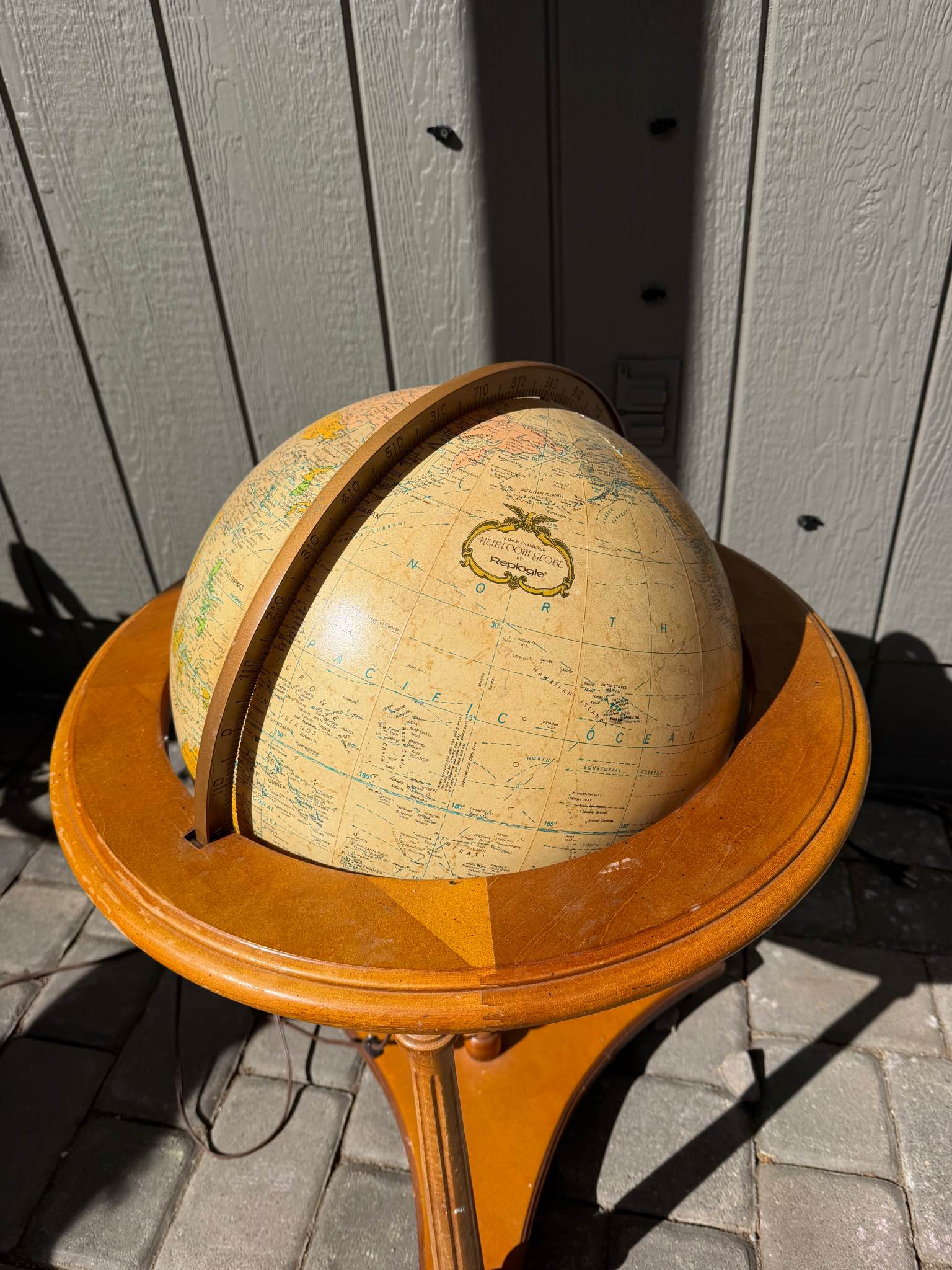 Heirloom Globe 16 inch diameter by Replogle - World Globes - South Lake ...